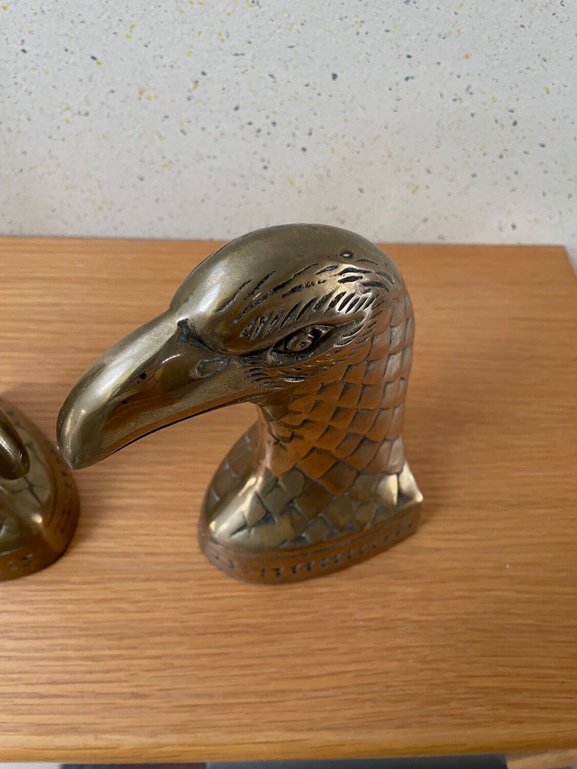 Greenhouse delivered with eagle's head