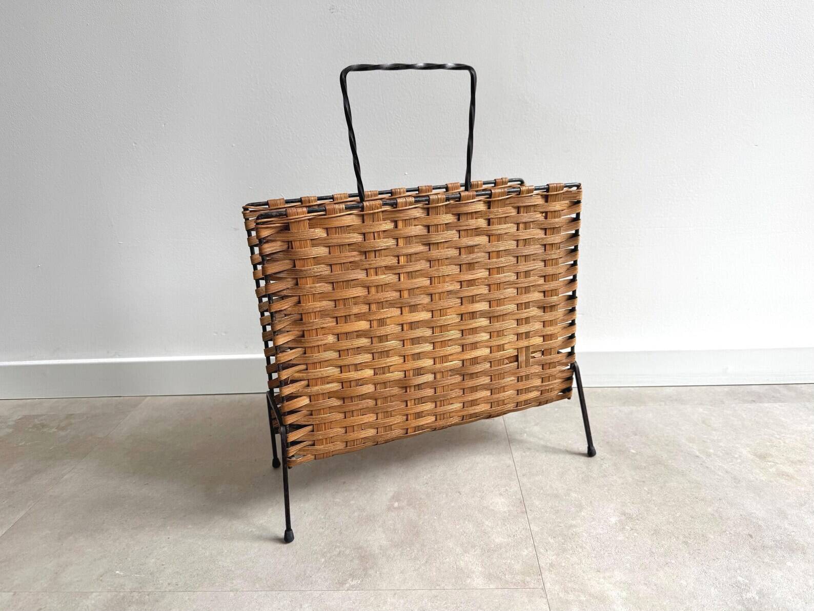 Vintage magazine stand / magazine basket
