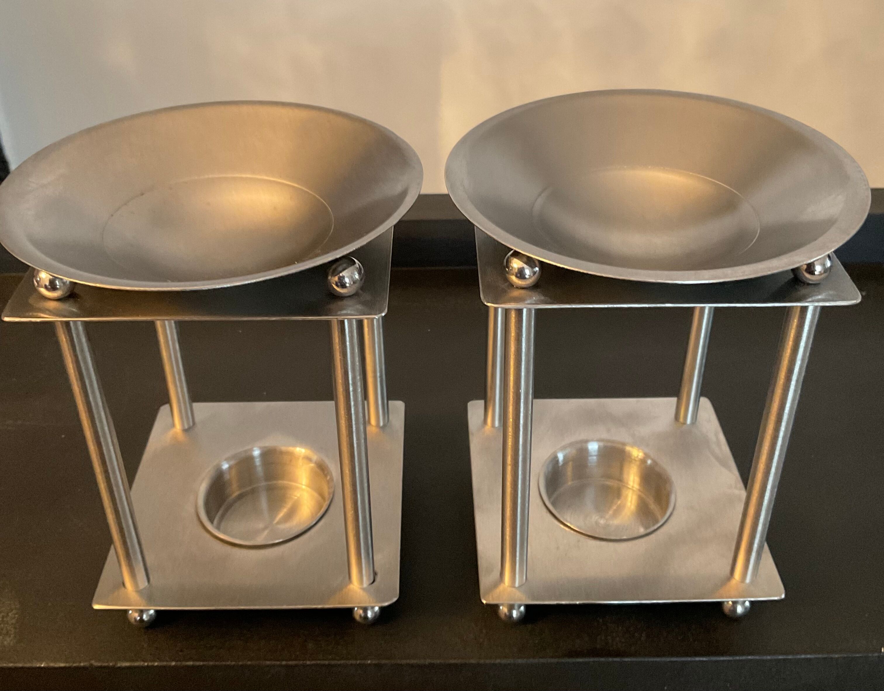 Pair of candlesticks/burner modernist perfume in chromed metal