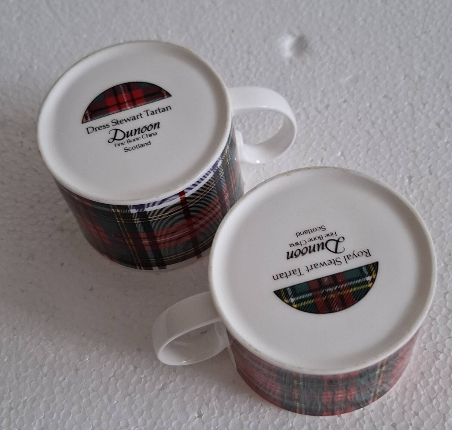 Duo de grandes tasses tartan.