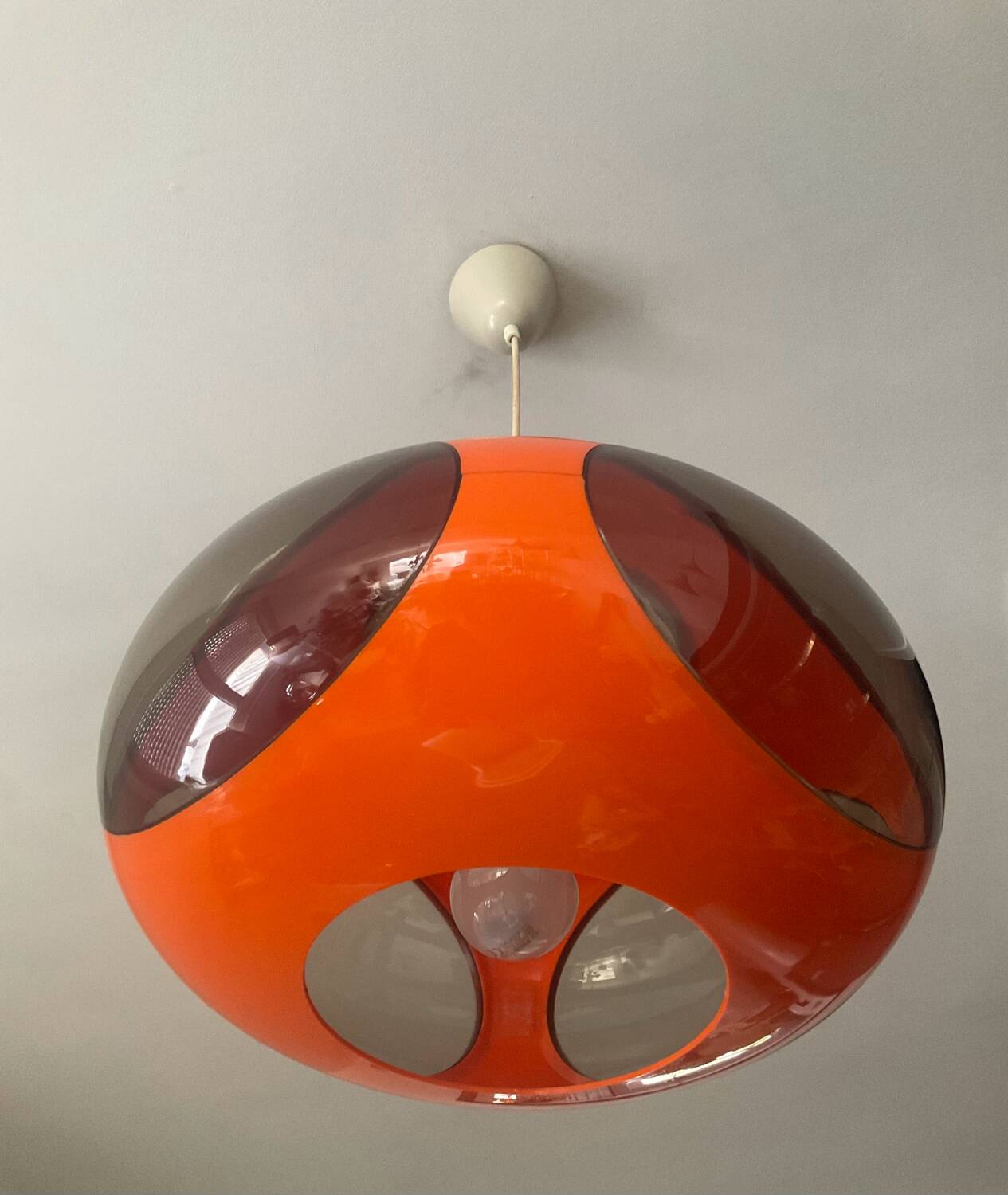Ufo pendant lamp by Luigi Colani from the 70s