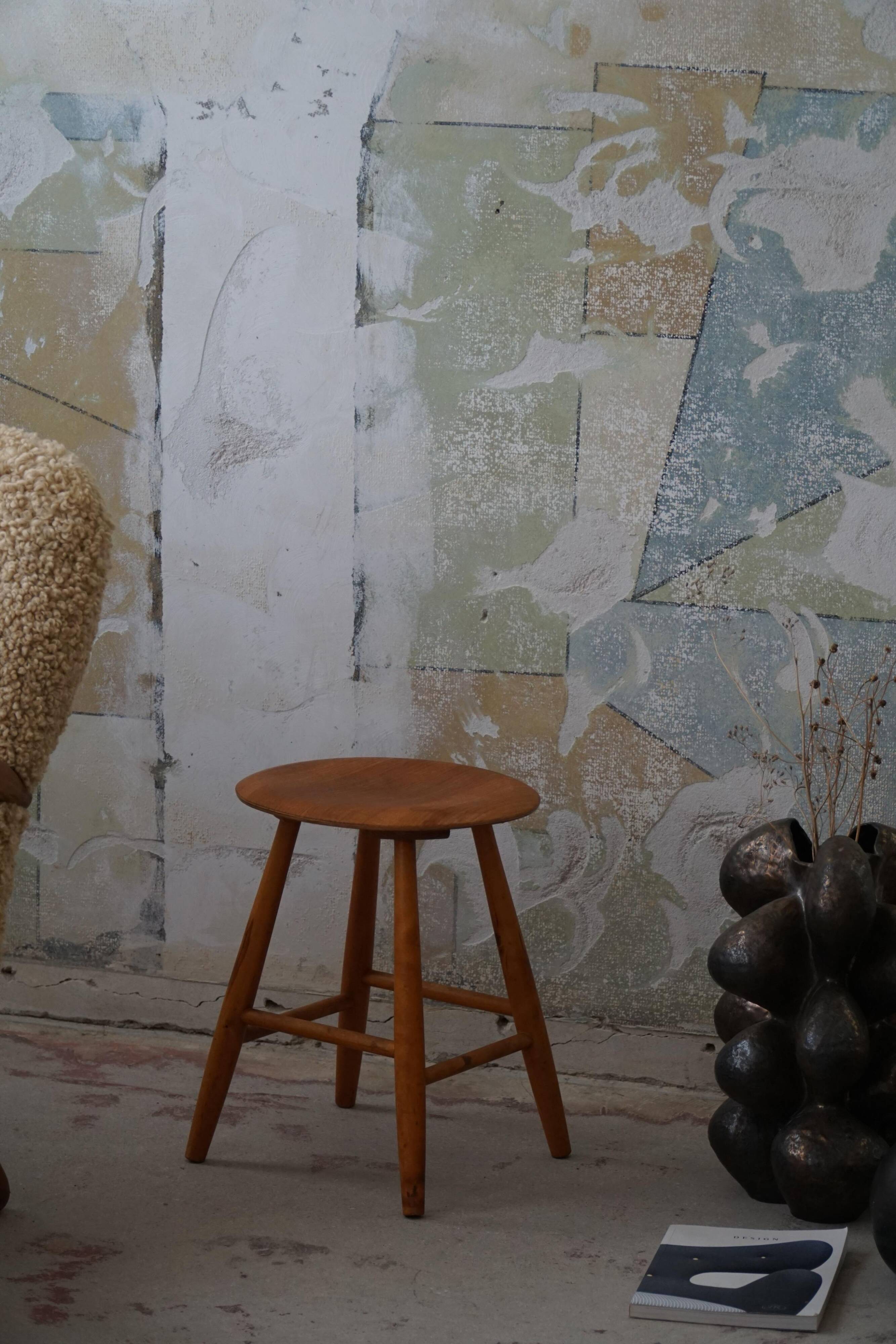 Round beech stool by a Danish cabinetmaker, mid-century modern, 1970s.