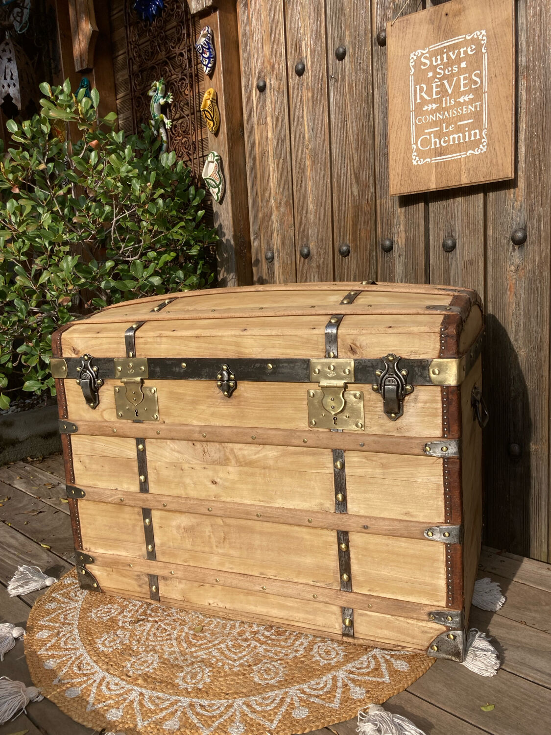 Exceptional curved leather/brass box with beautiful restored clasps.
