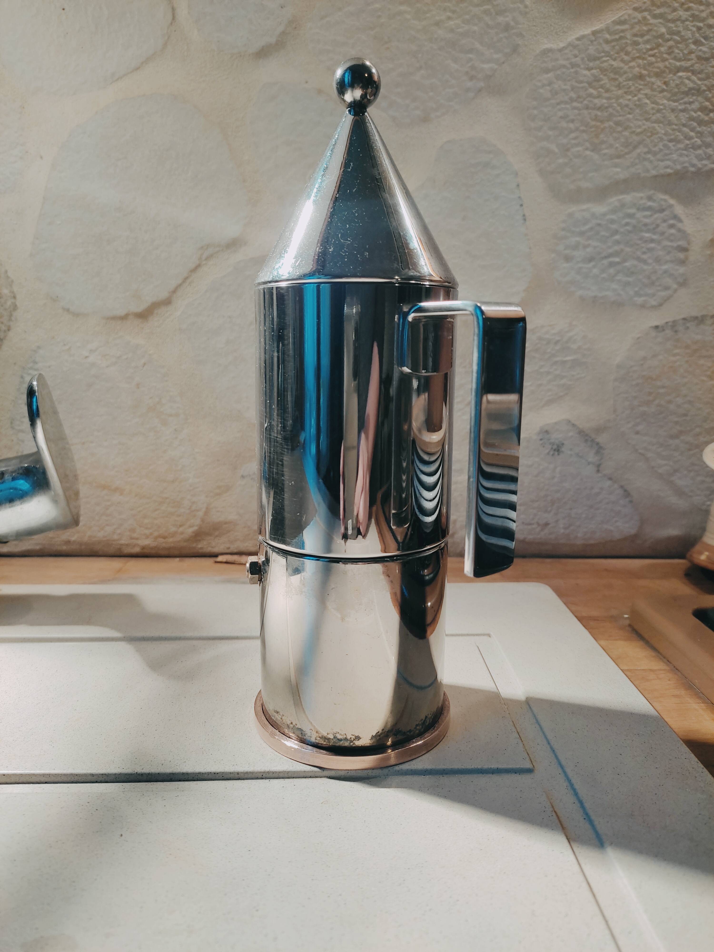 Italian coffee maker Conica Alessi