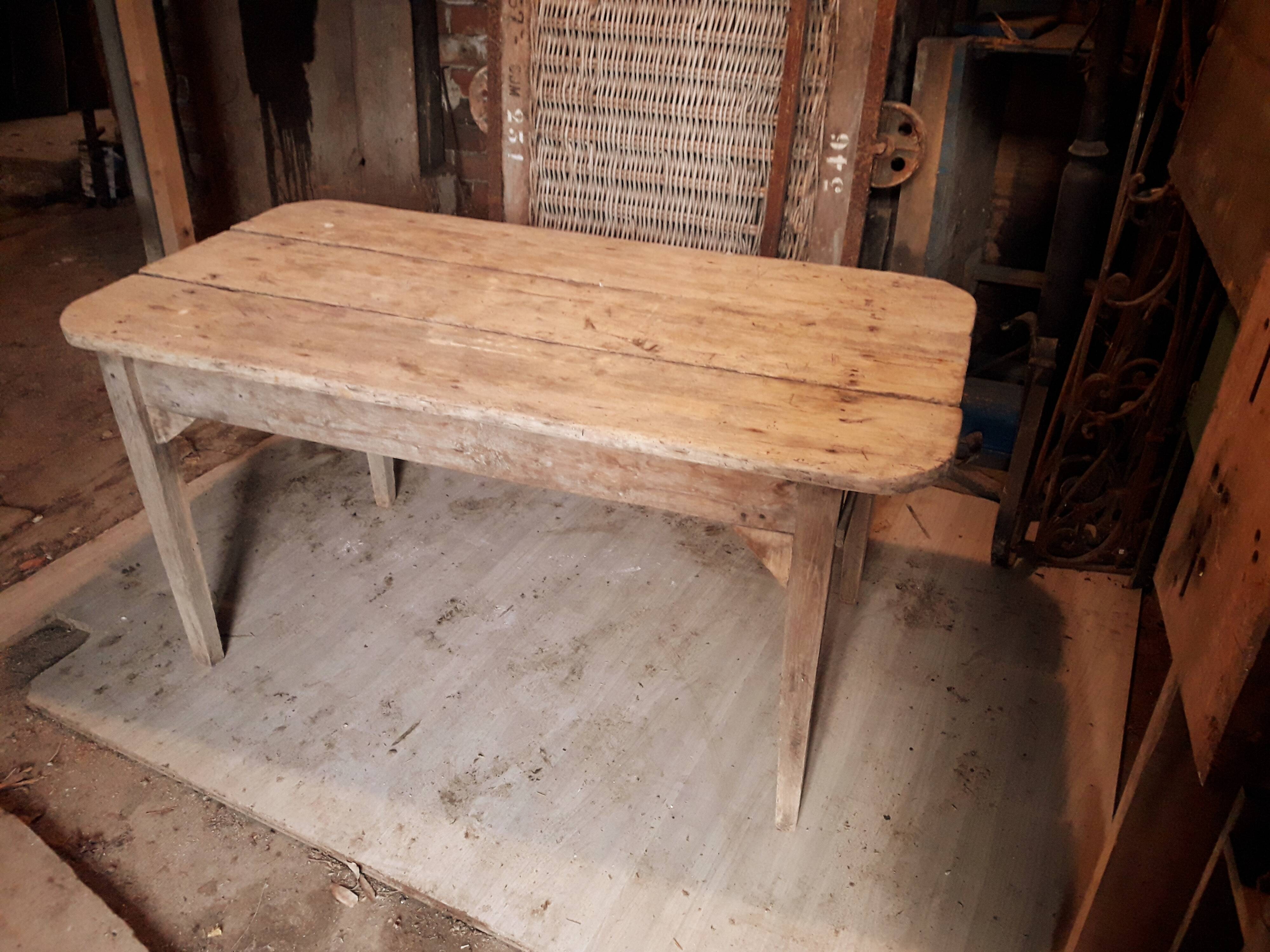 1930s poplar country table
