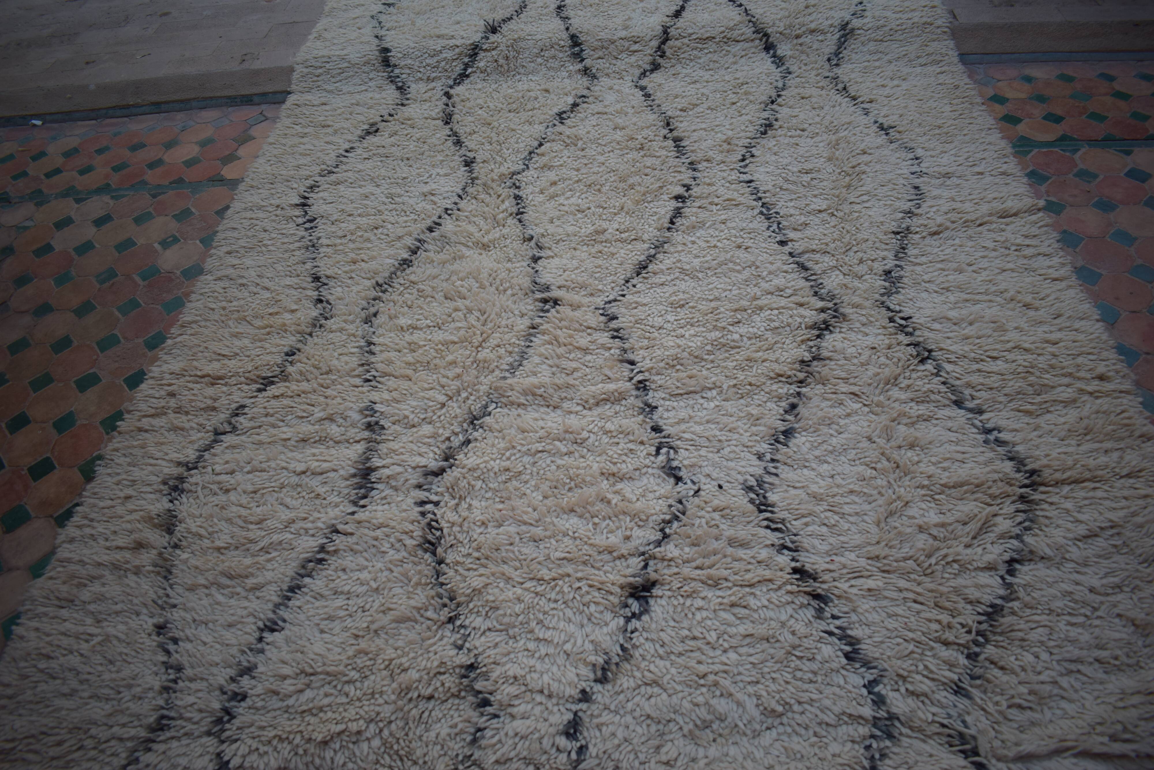 Lush beni ourain rug 330 x 190 cm