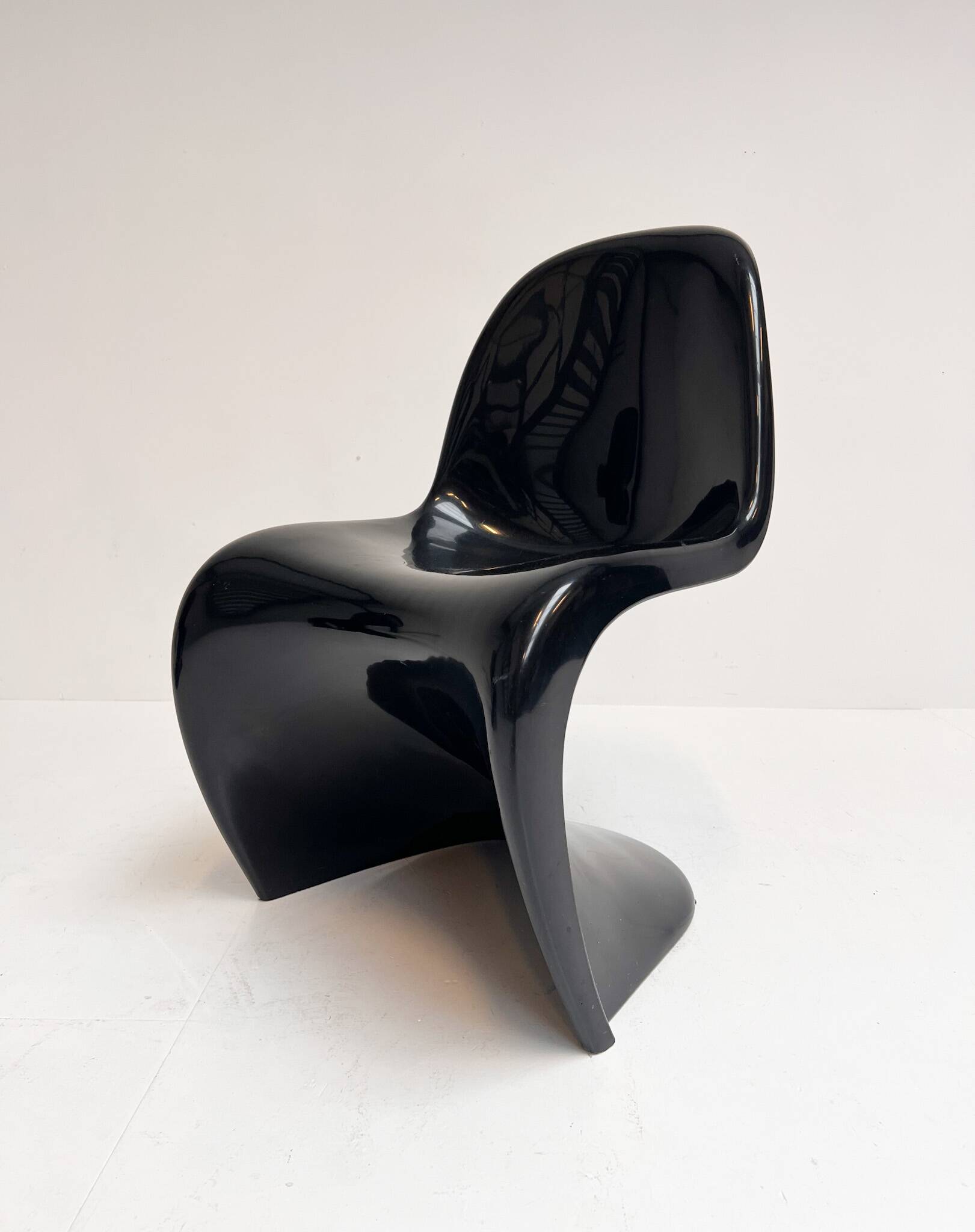 Set of 2 Herman Miller chairs by Verner Panton, 1970's