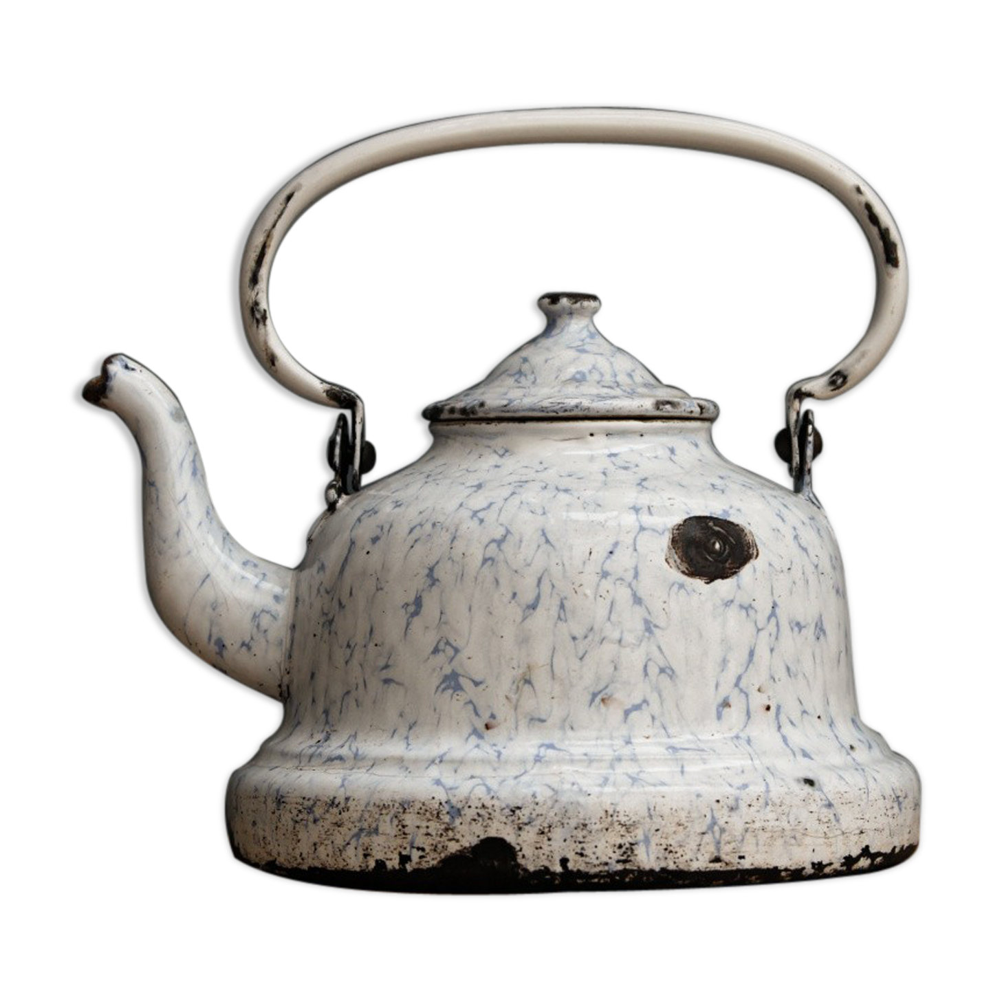 Old enamelled sheet metal kettle