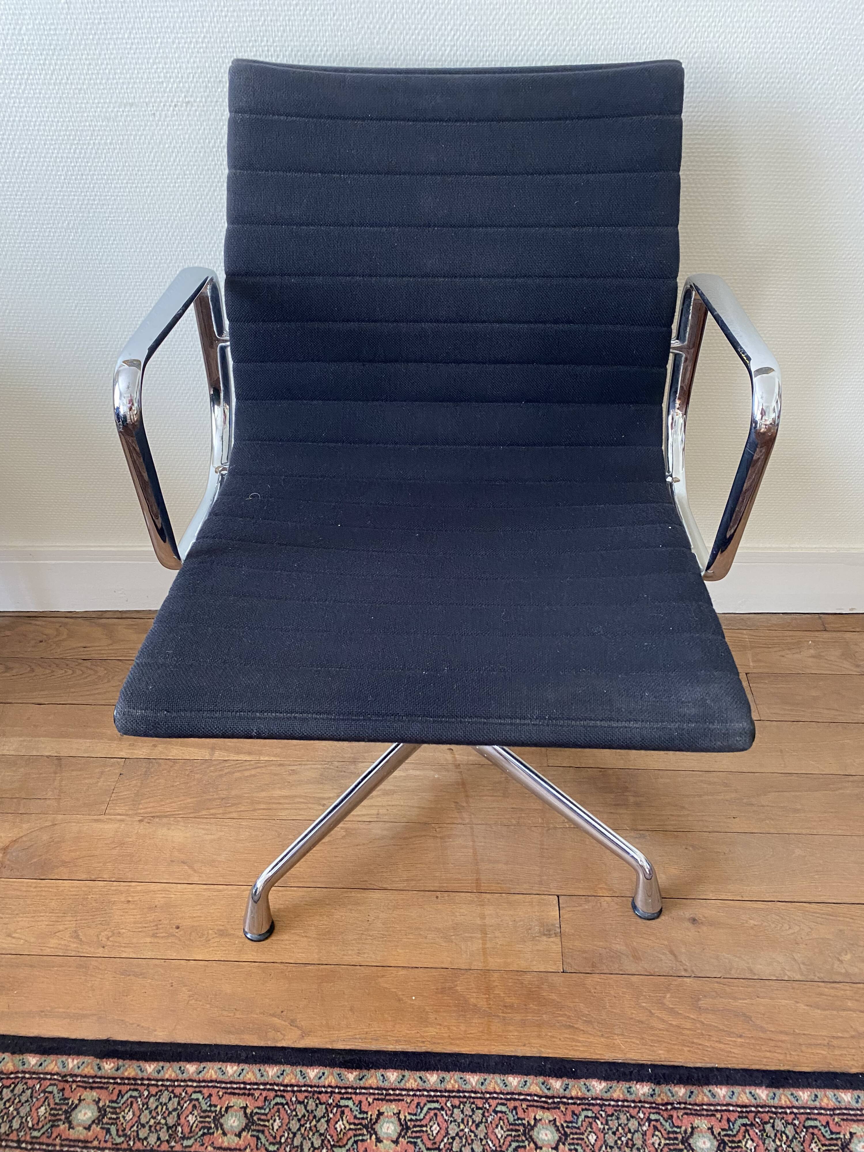 VITRA armchair after EAMES