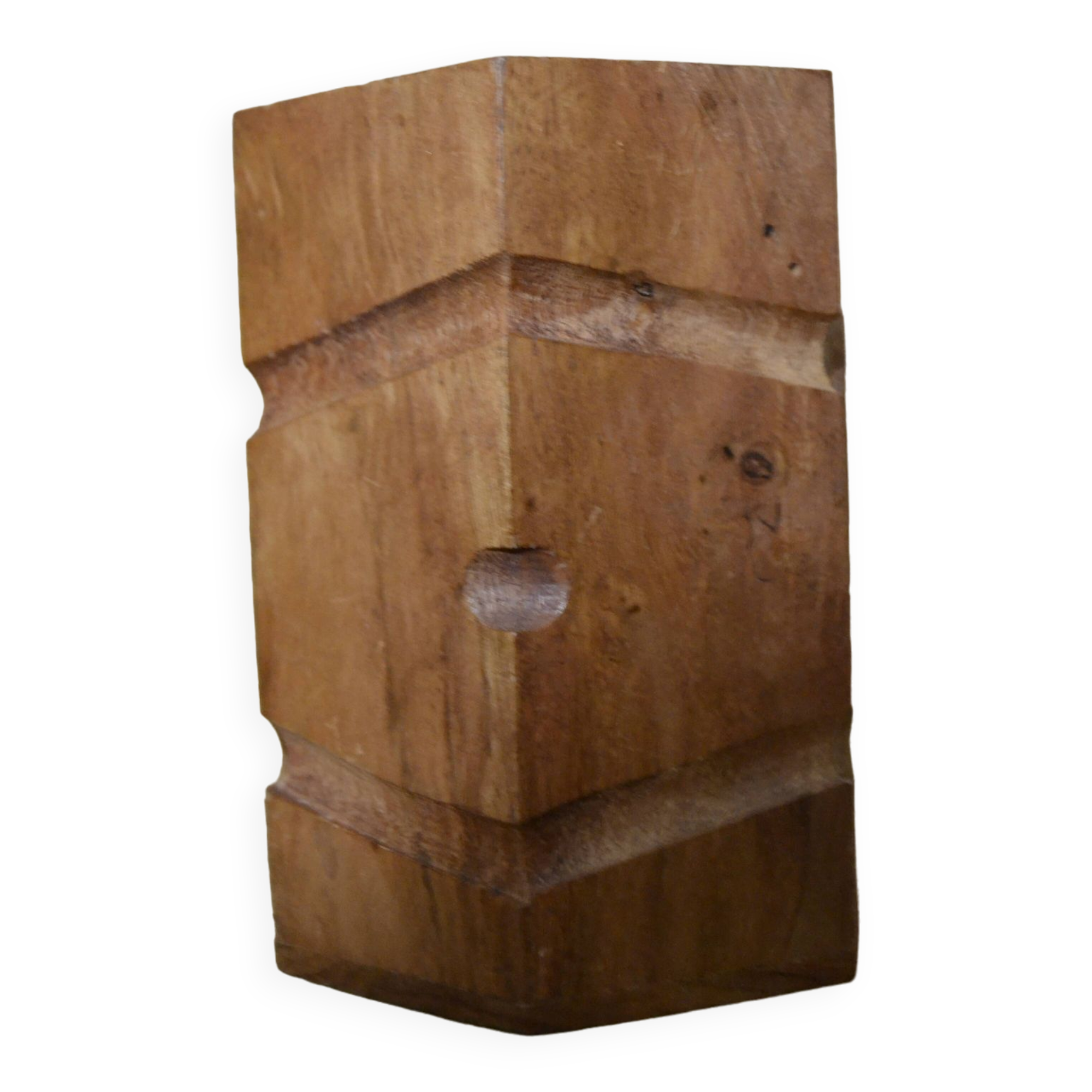 Pot à crayons en bois