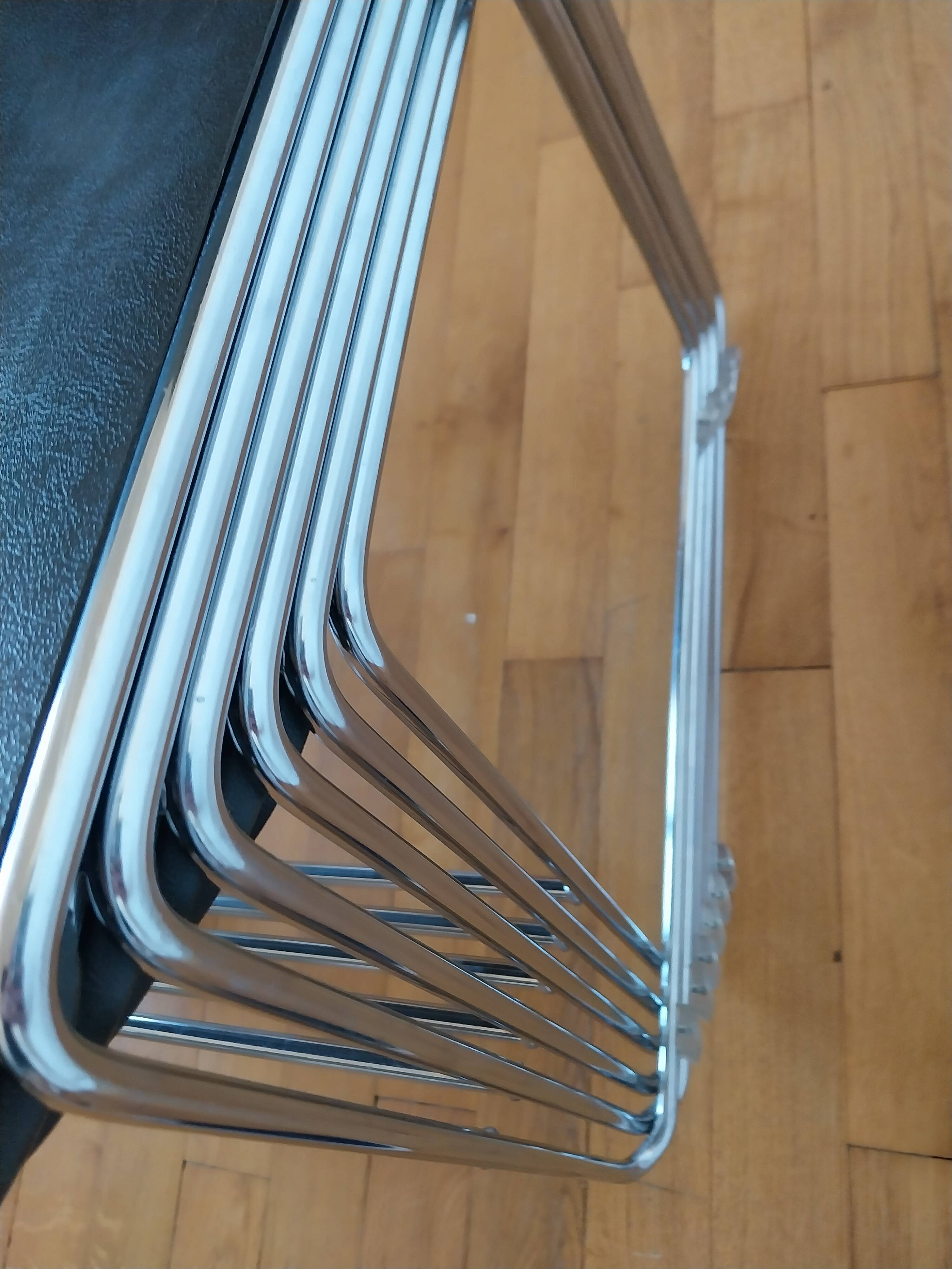 6 Max Stacker designer chairs for Steelcase