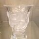 Vase en verre epais lalique modele saumur a decor de feuilles de vigne et raisin