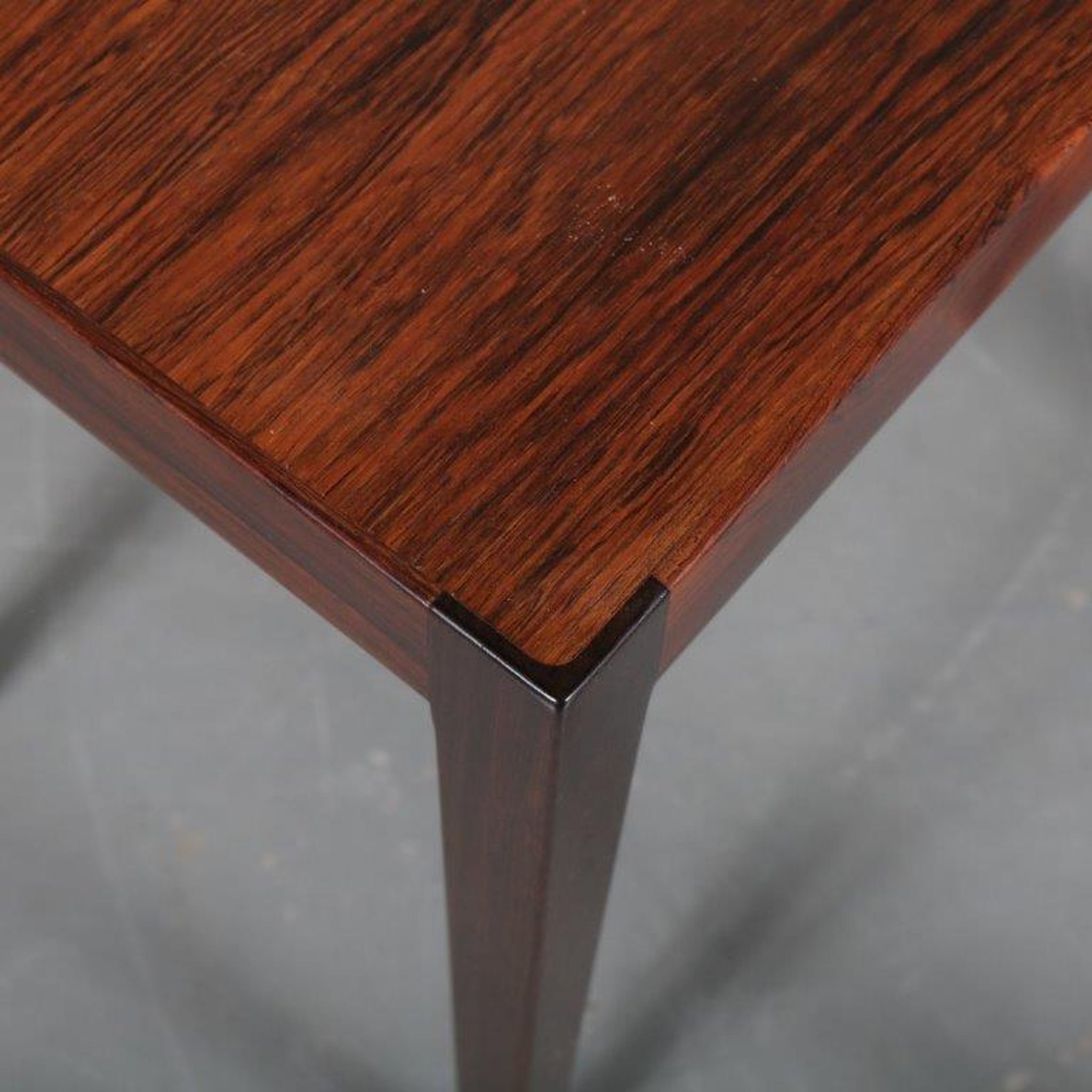 Tables gigognes de Svenn Eske Kristensen pour Pontoppidan, Danemark 1960