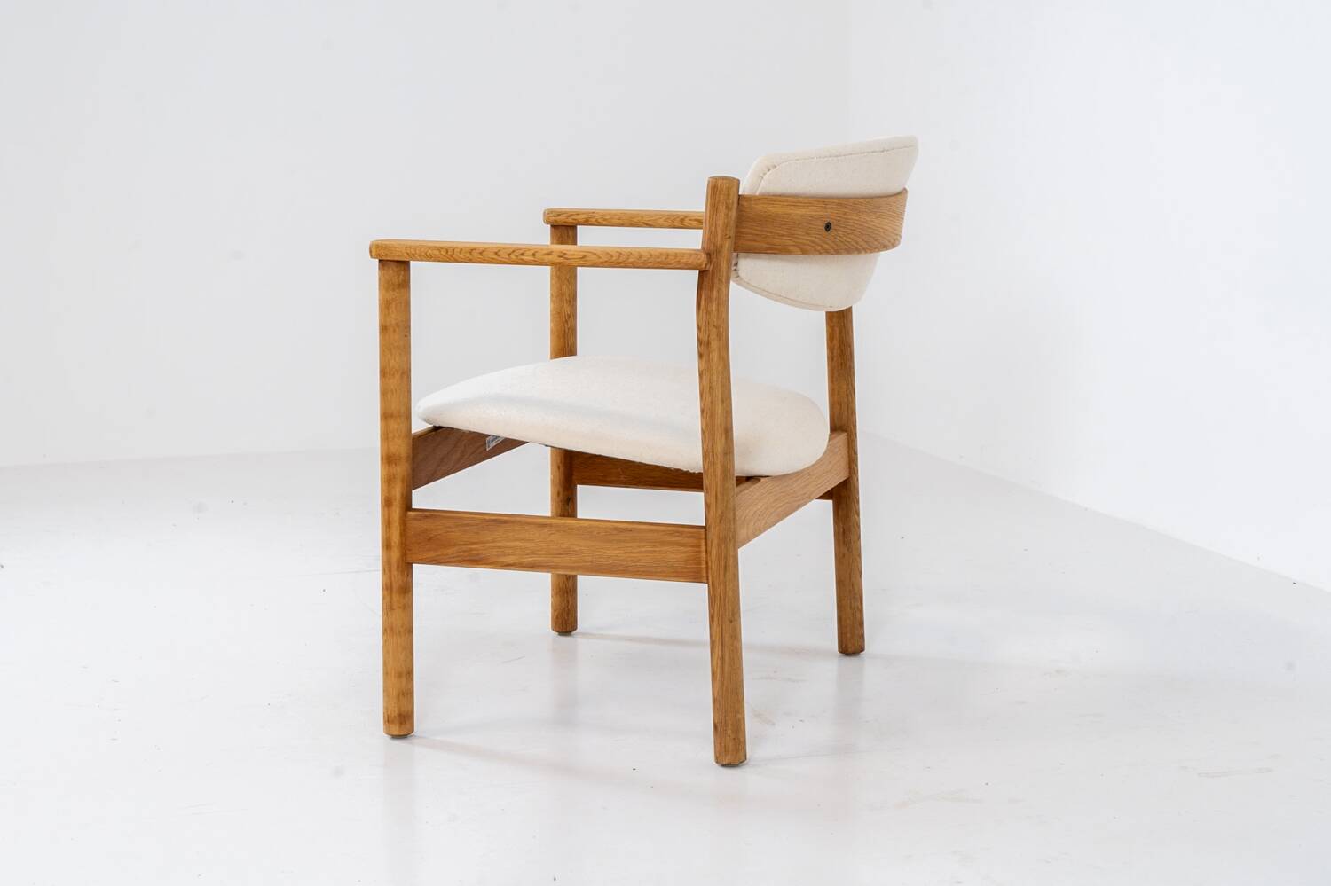 Fauteuil de Jørgen Bækmark pour FDB Møbler (Danemark, années 1960).