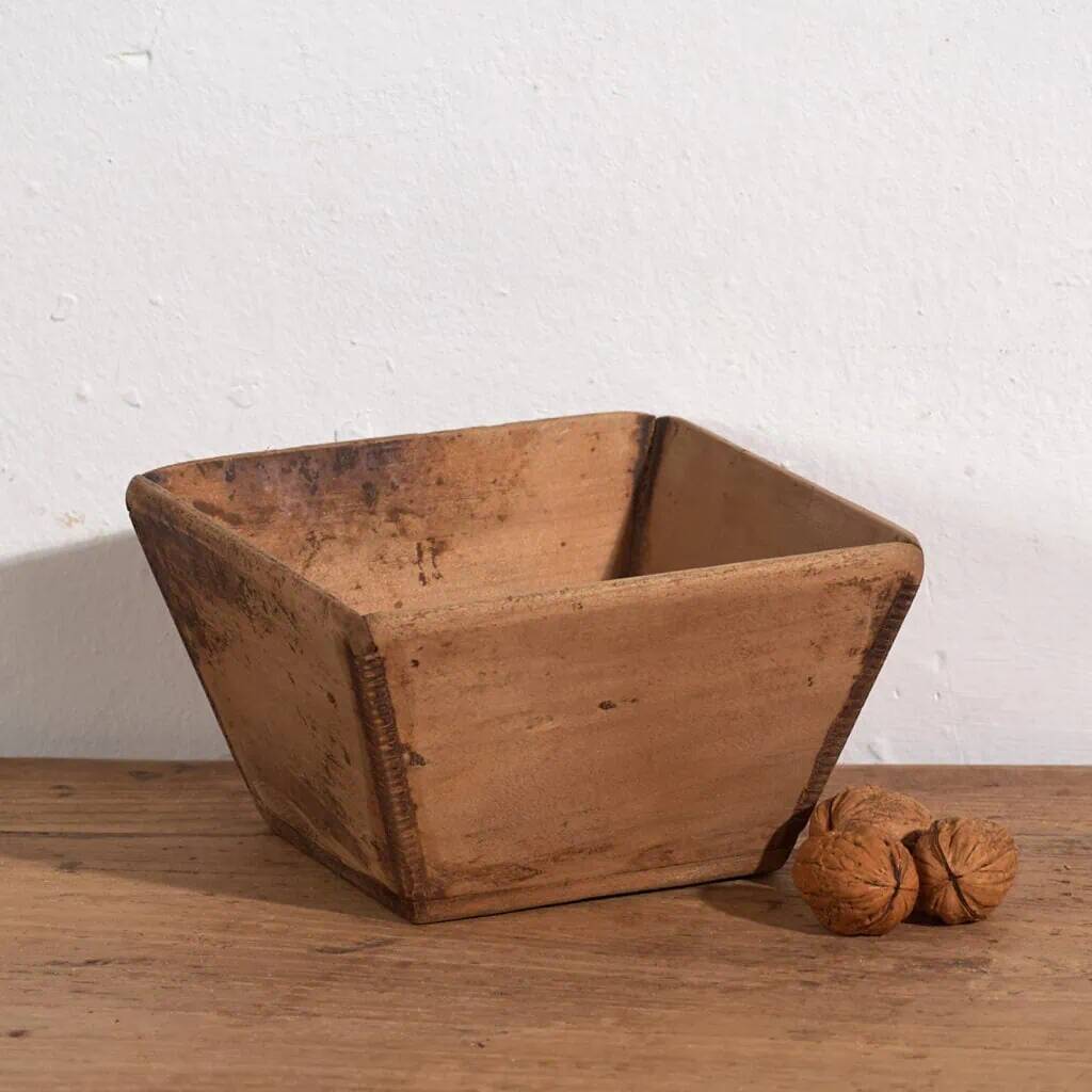 Small ancient bowl in primitive style (c.1920) #9