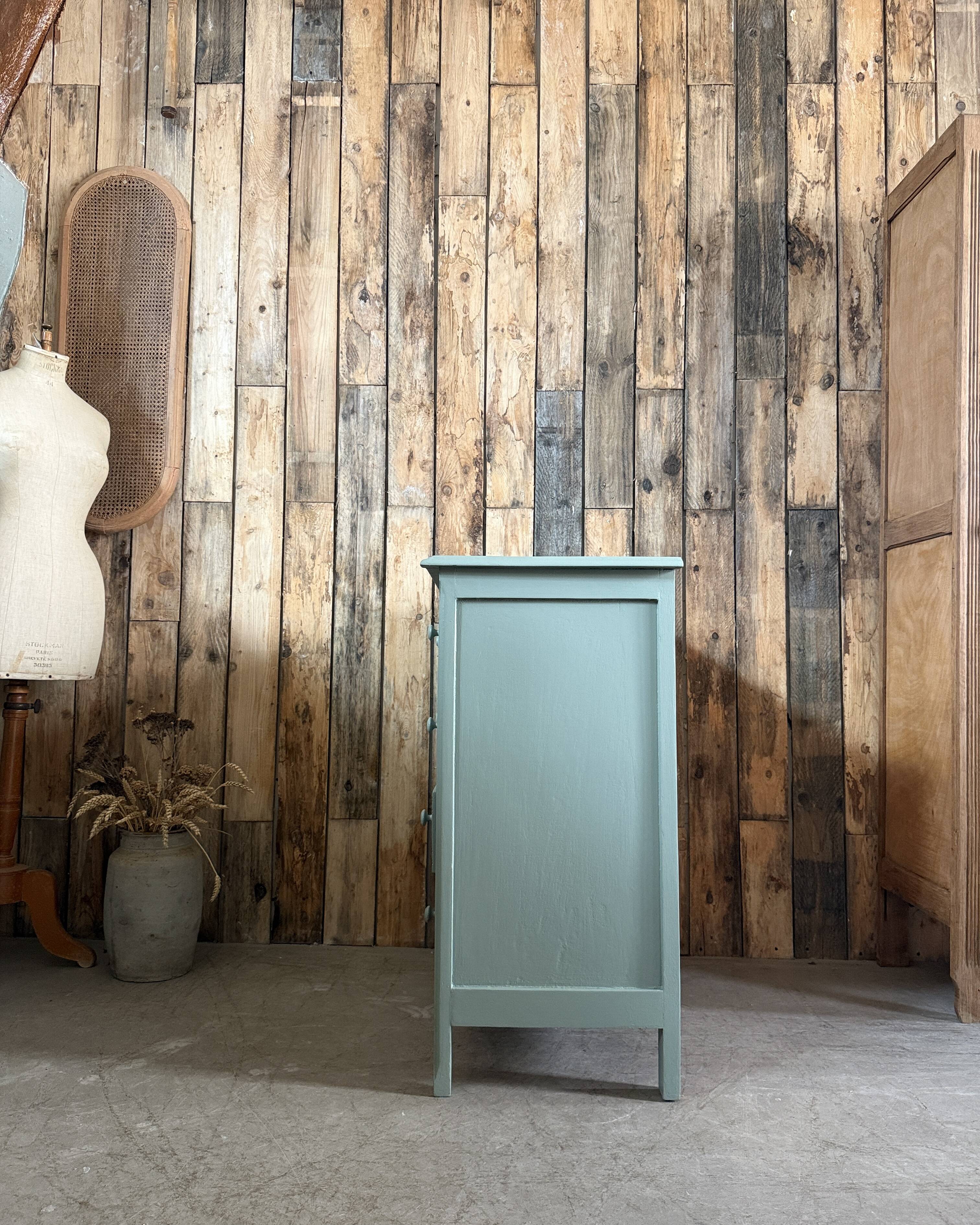 Commode de style Art Déco verte (rénovée)