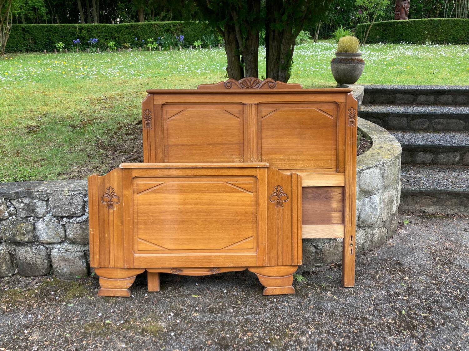 Lot of art deco style headboards and footboards