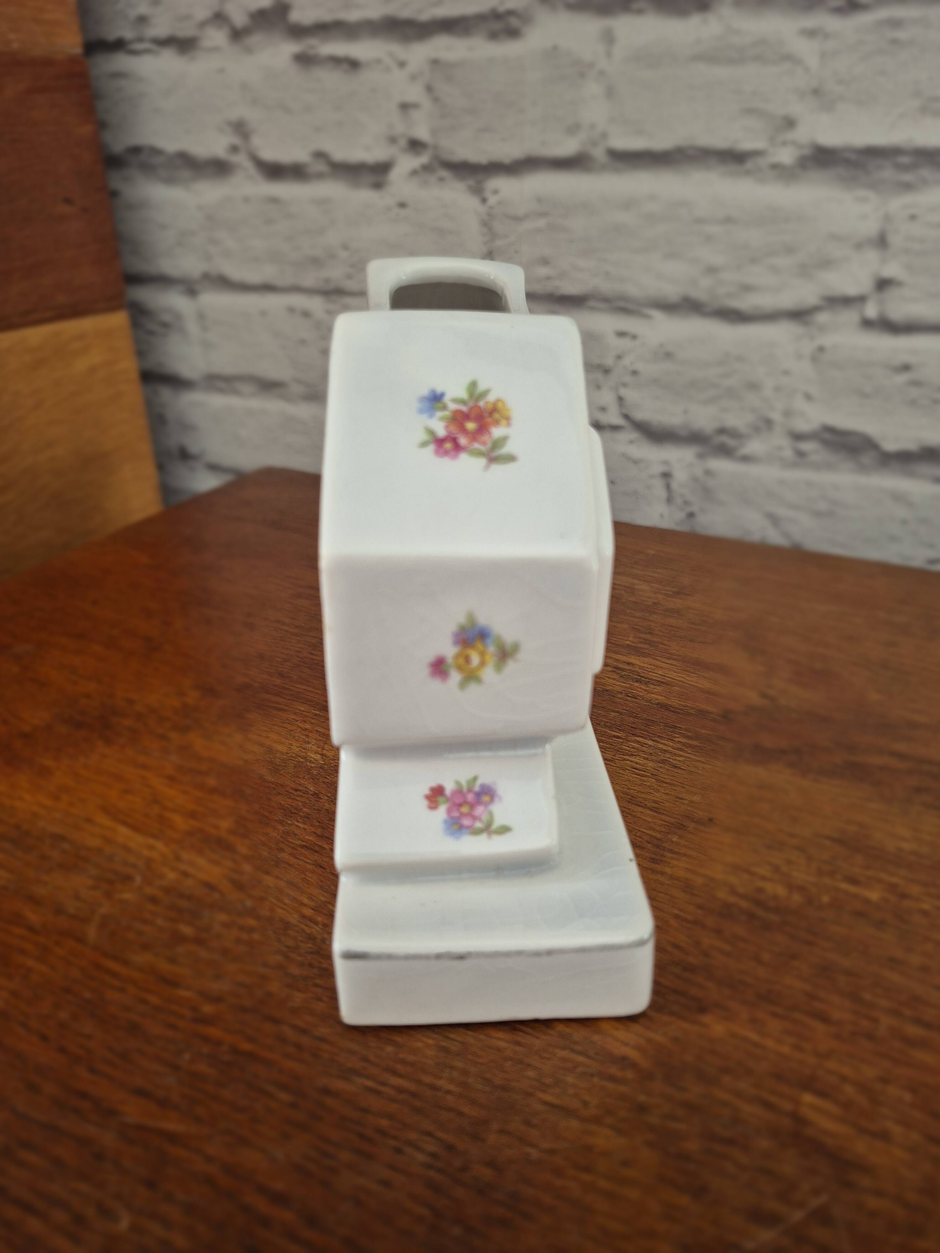 Vintage Art Deco Moulin des Loups Vase