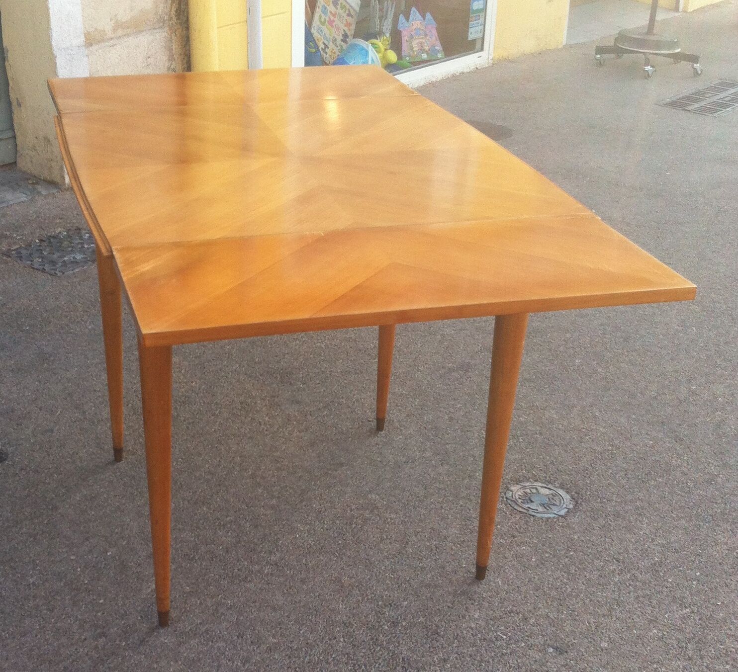 Table carrée vintage 1950