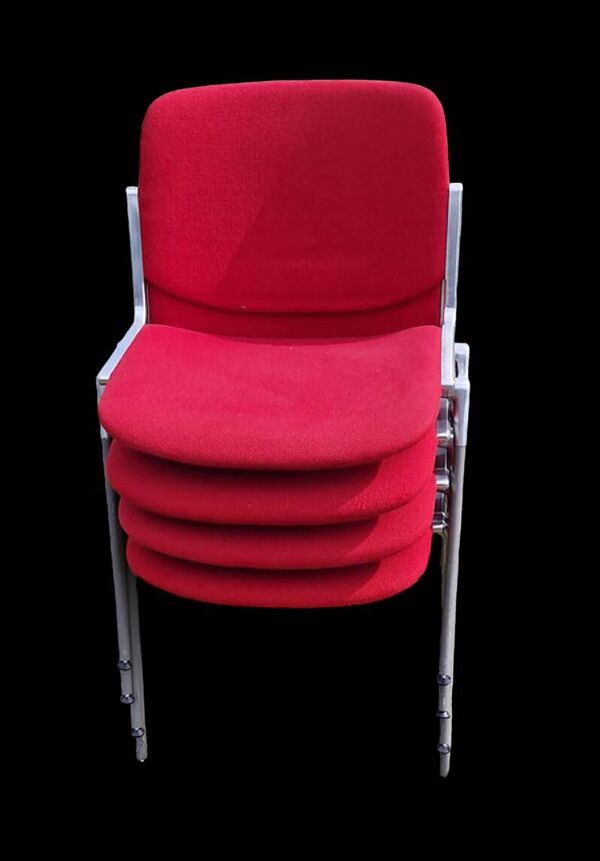 Chaise  empilable de Giancarlo Piretti pour Castelli