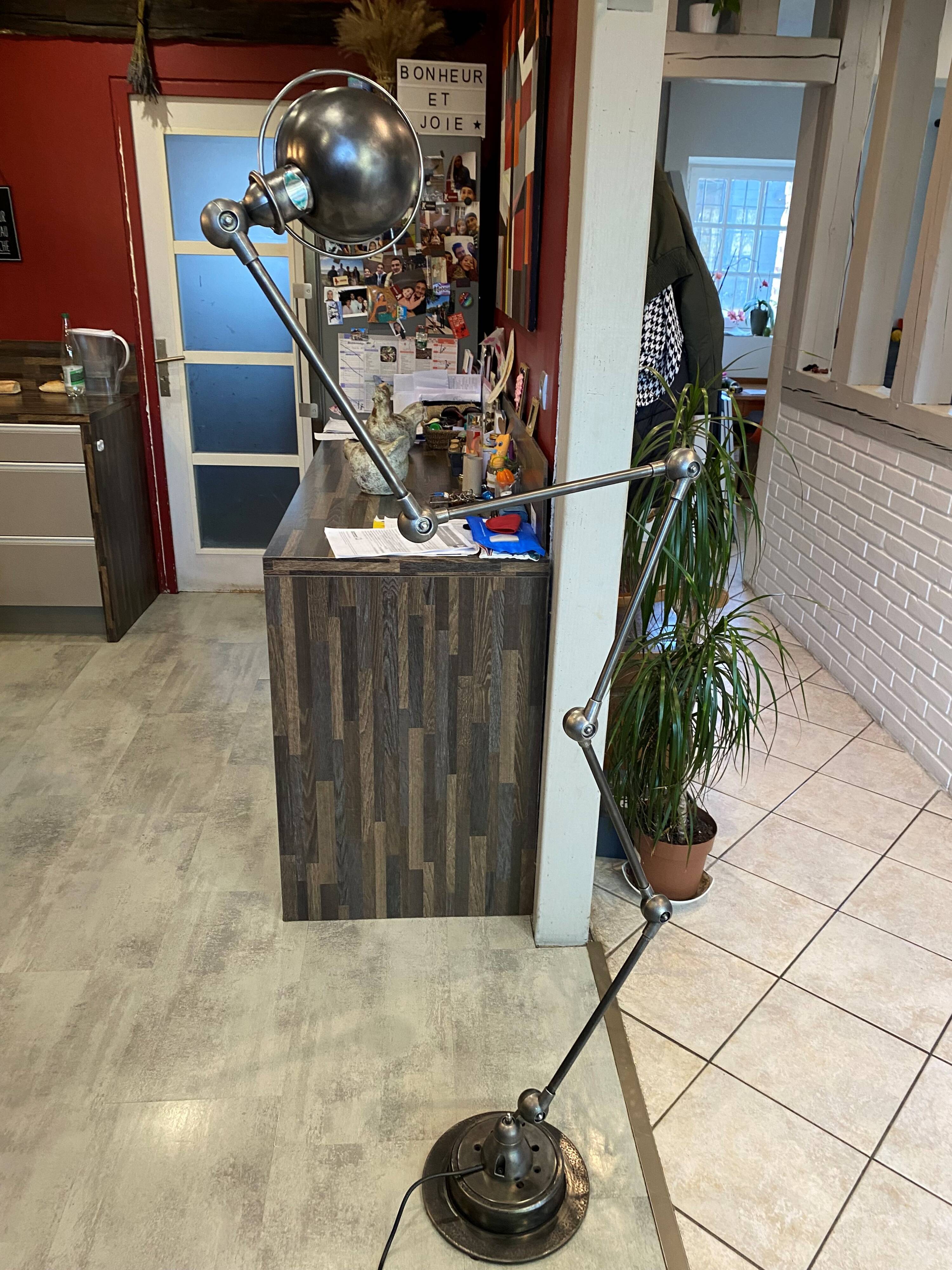 Jielde floor lamp with 5 arms, 40cm, vintage industrial graphite.