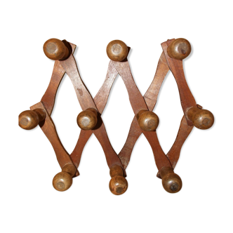 10-patères accordion system wall coat holder