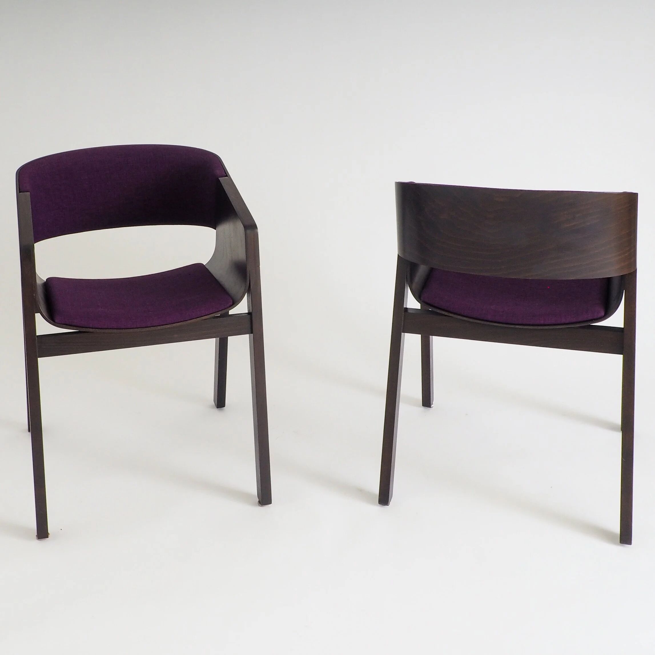 Ensemble de 2 fauteuils magnifiques par TON