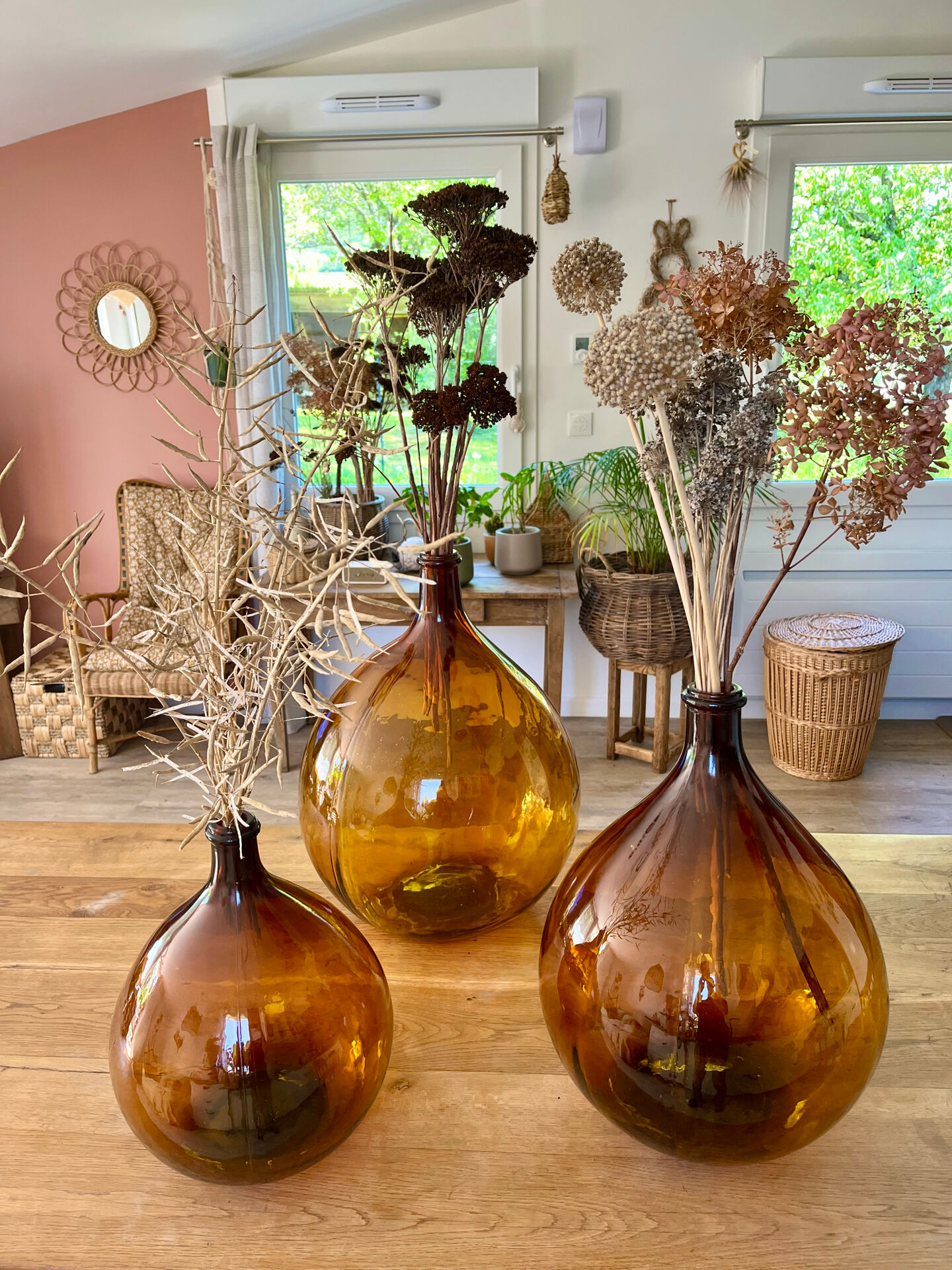 Lot de 3 dame-jeanne ambrées