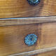 Commode en massif style Louis XVI, 3 tiroirs