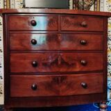 19th century English chest of drawers