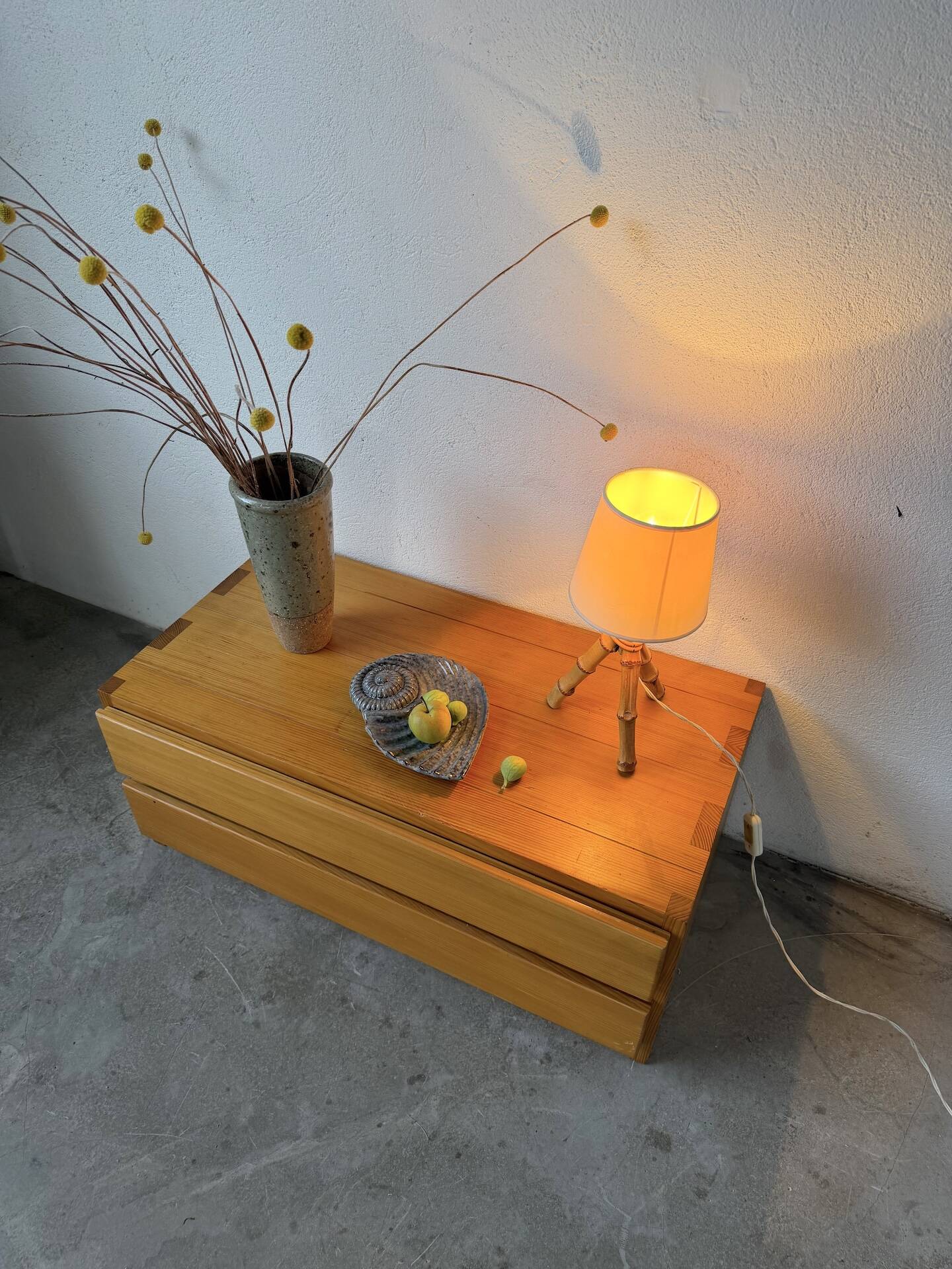 1960s rattan desk or table lamp