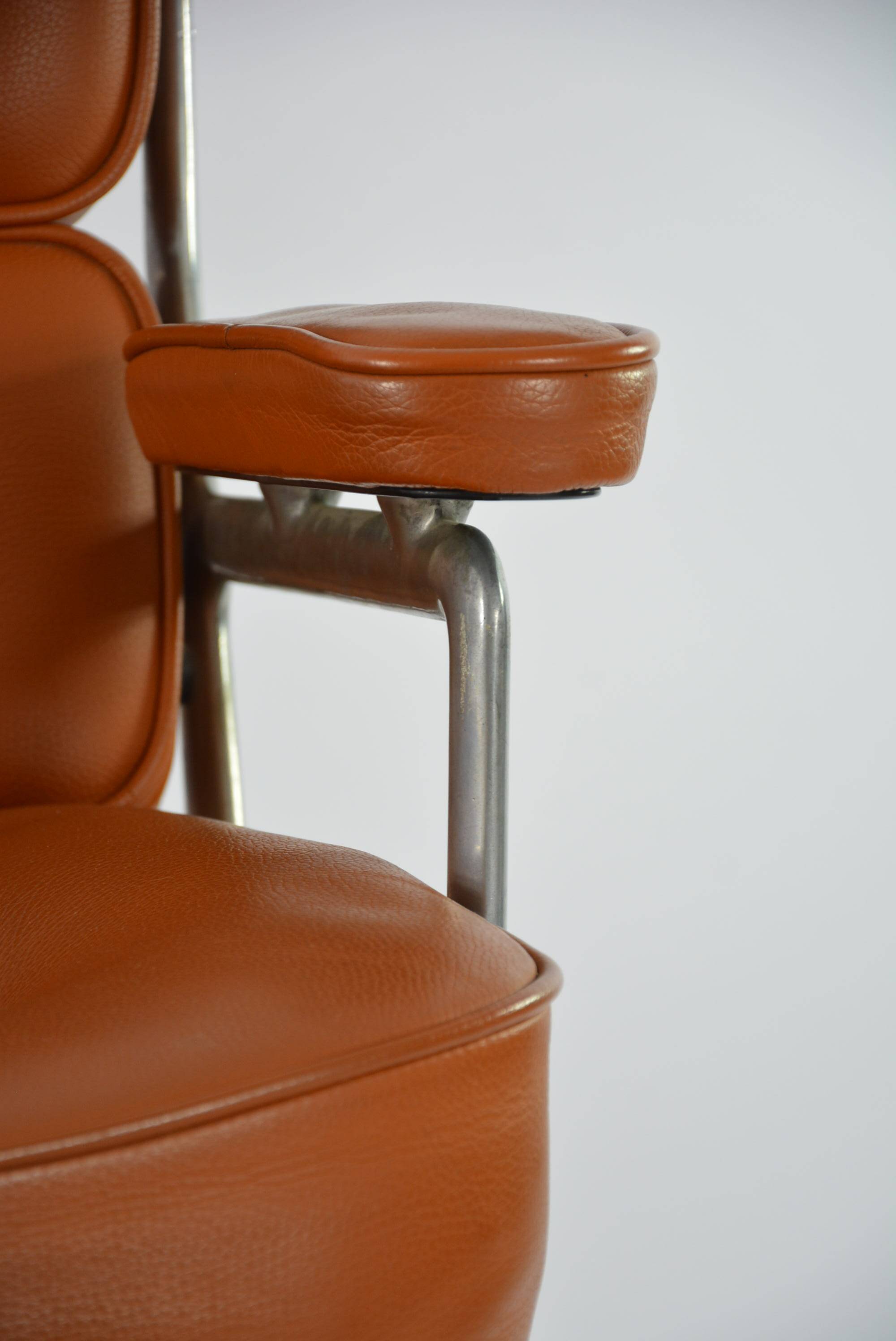 Lobby Chair ES 105
