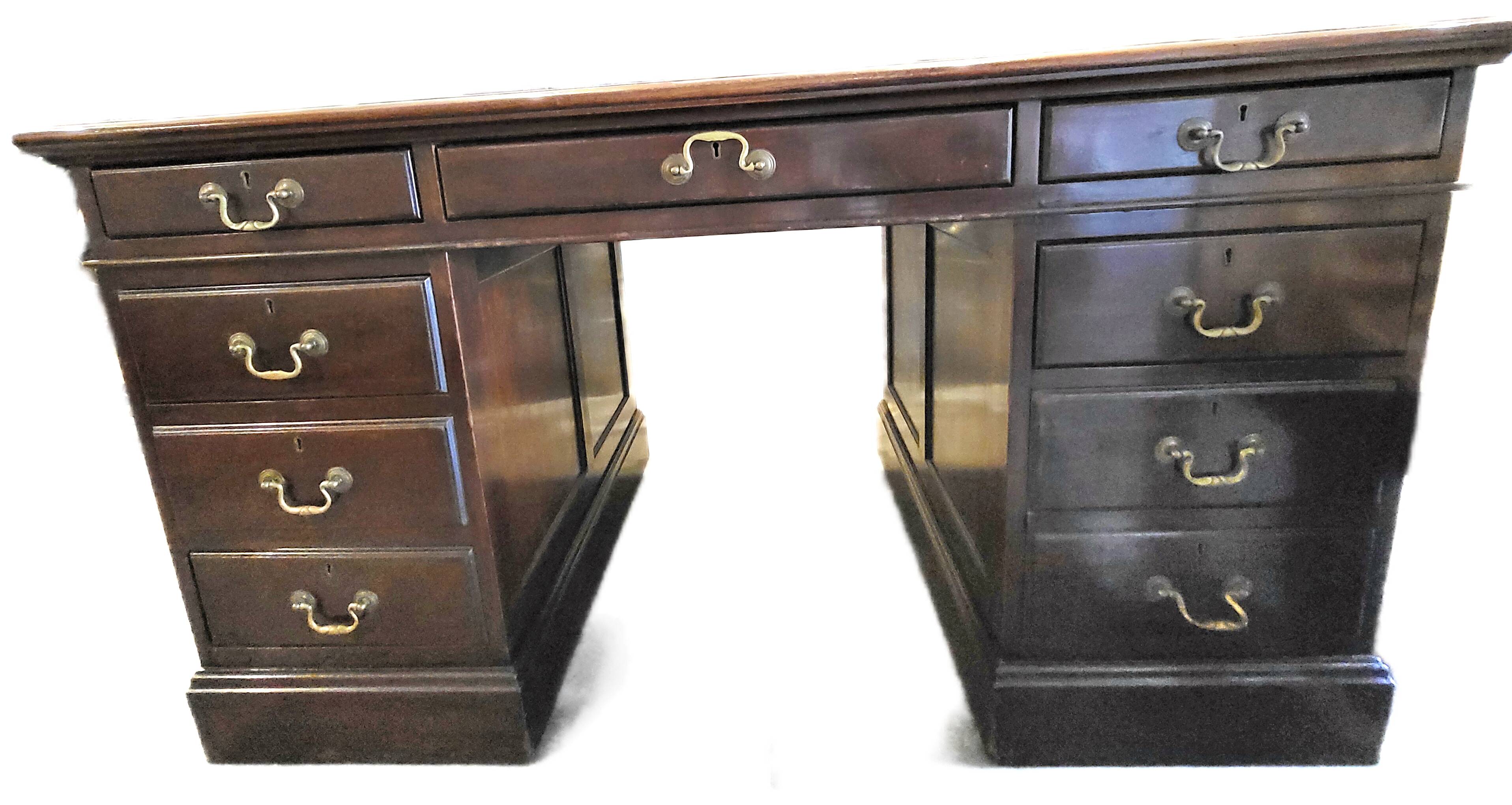 Bureau Anglais "Pedestral  Desk" Époque  Victorienne