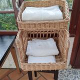 Bakery wicker basket