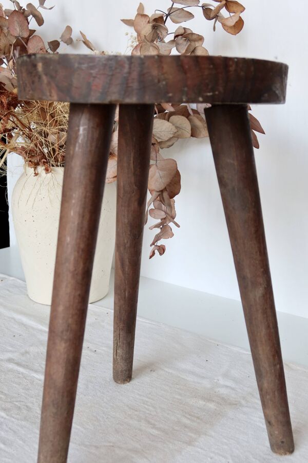 Tabouret tripode vintage en bois