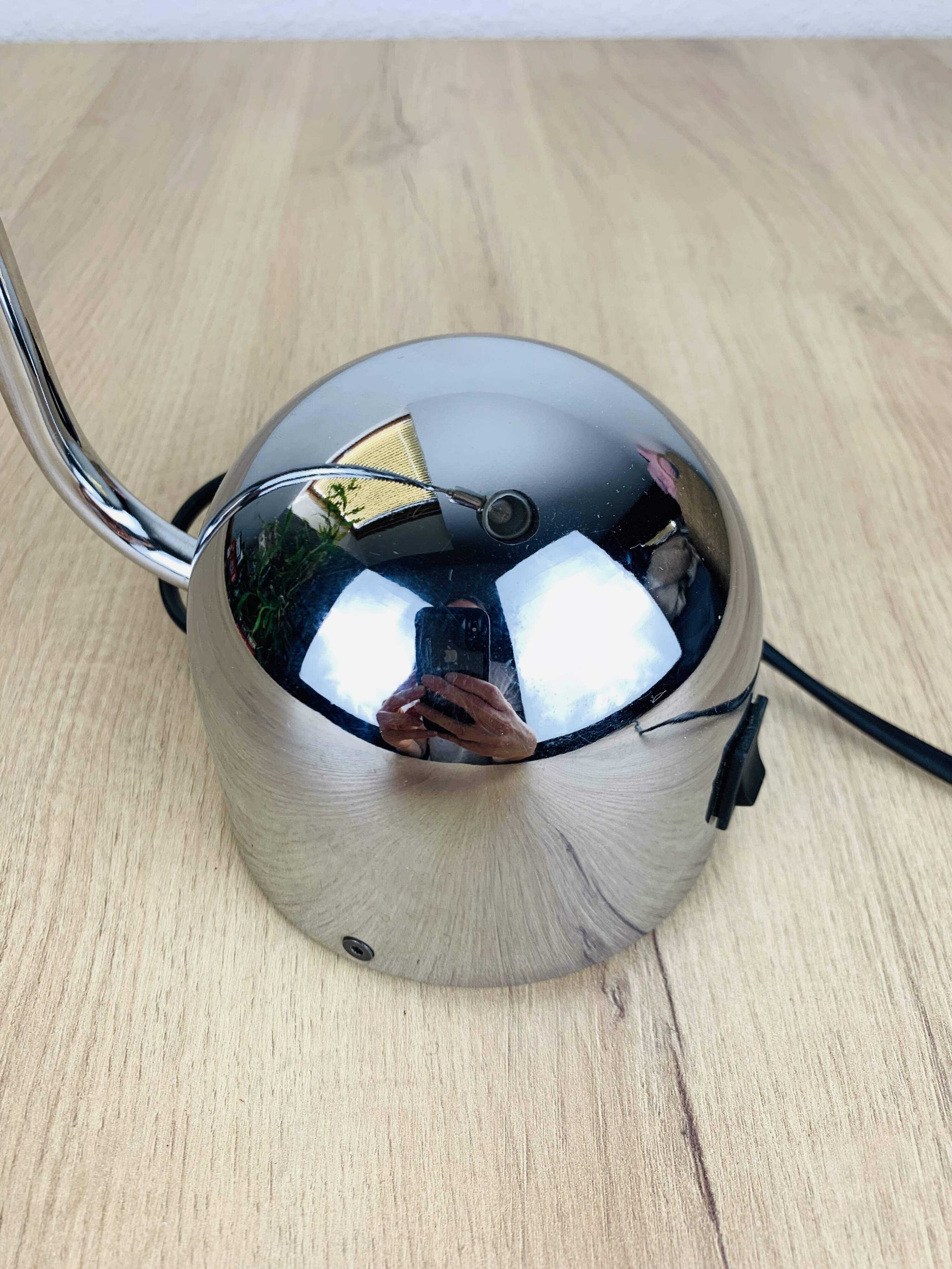 Lampe de bureau orientable chrome années 70