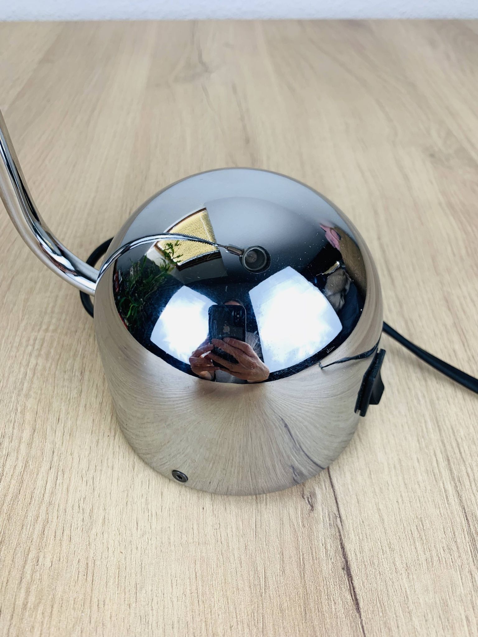 Lampe de bureau orientable chrome années 70