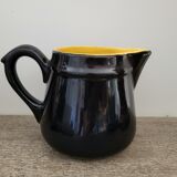 Old navy and yellow pitcher