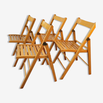 Set of 4 folding chairs in varnished wood