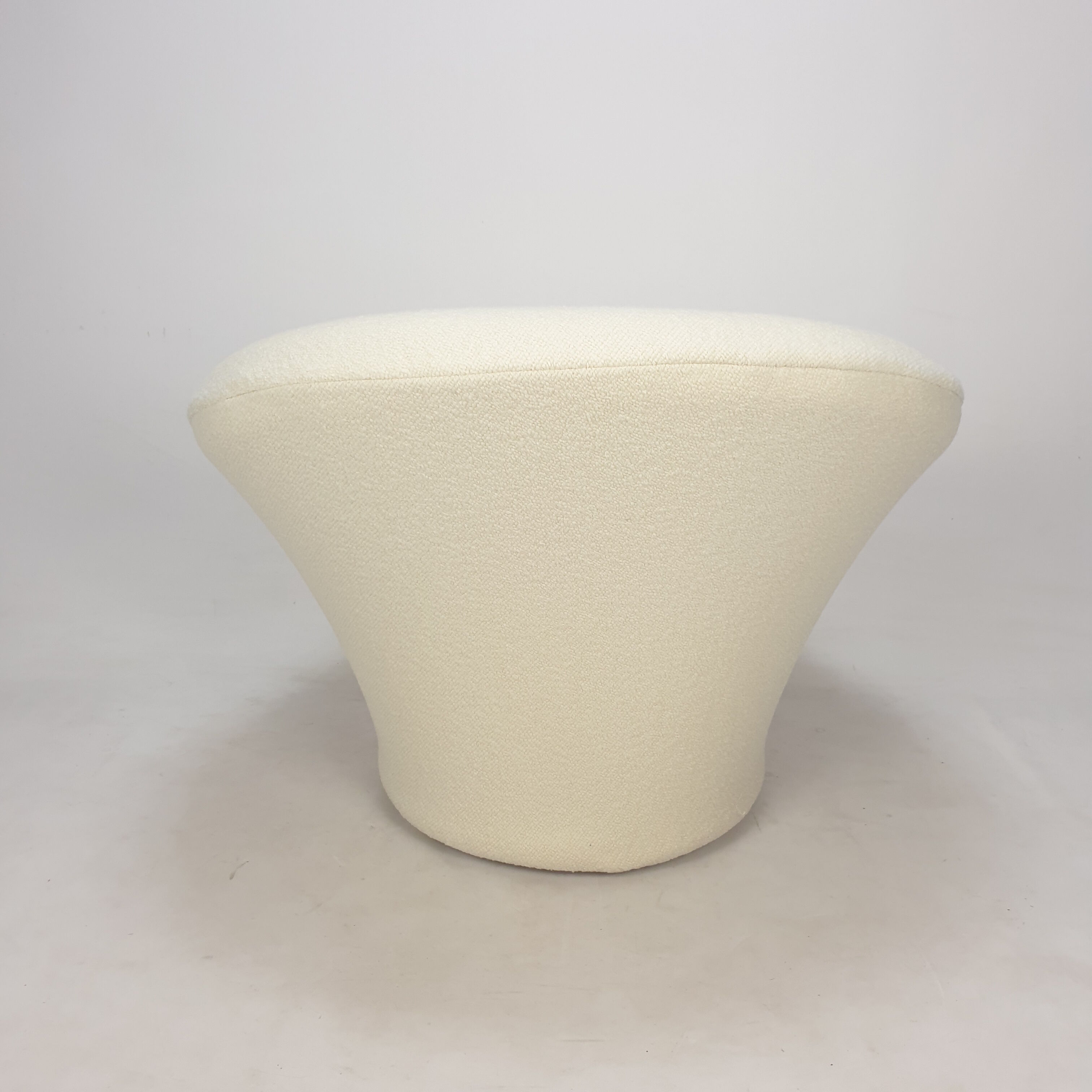 Mushroom Armchair by Pierre Paulin for Artifort