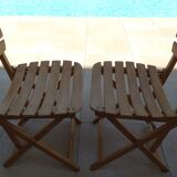 Table and 2 folding garden chairs in natural wood