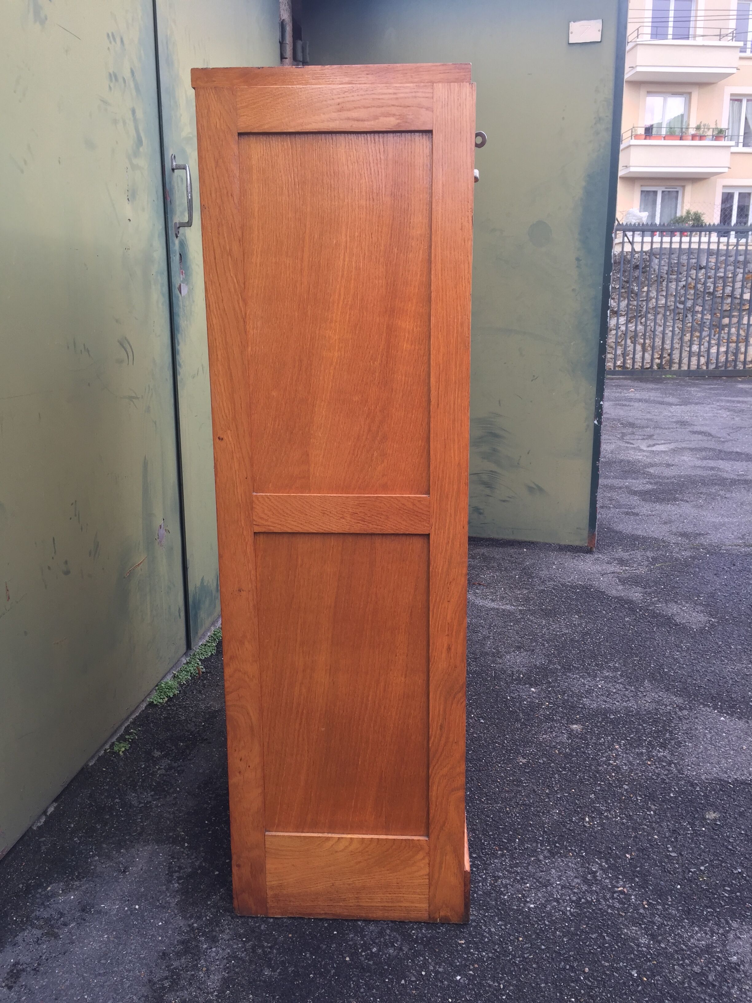 Furniture curtain/60s binder