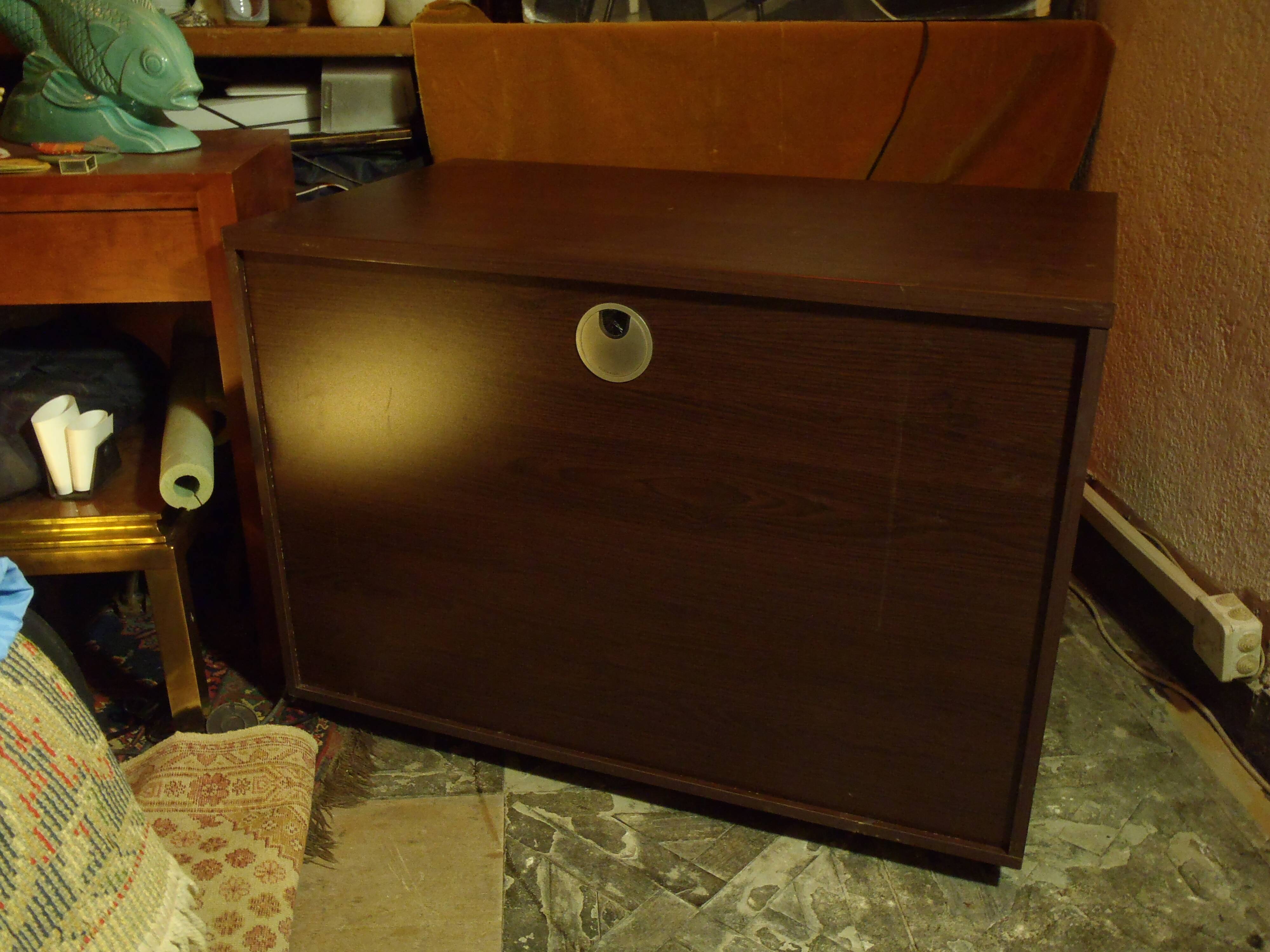 Office furniture; (buronomic; French manufacturer); in very good condition