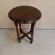 Table d'appoint ronde vintage en chêne