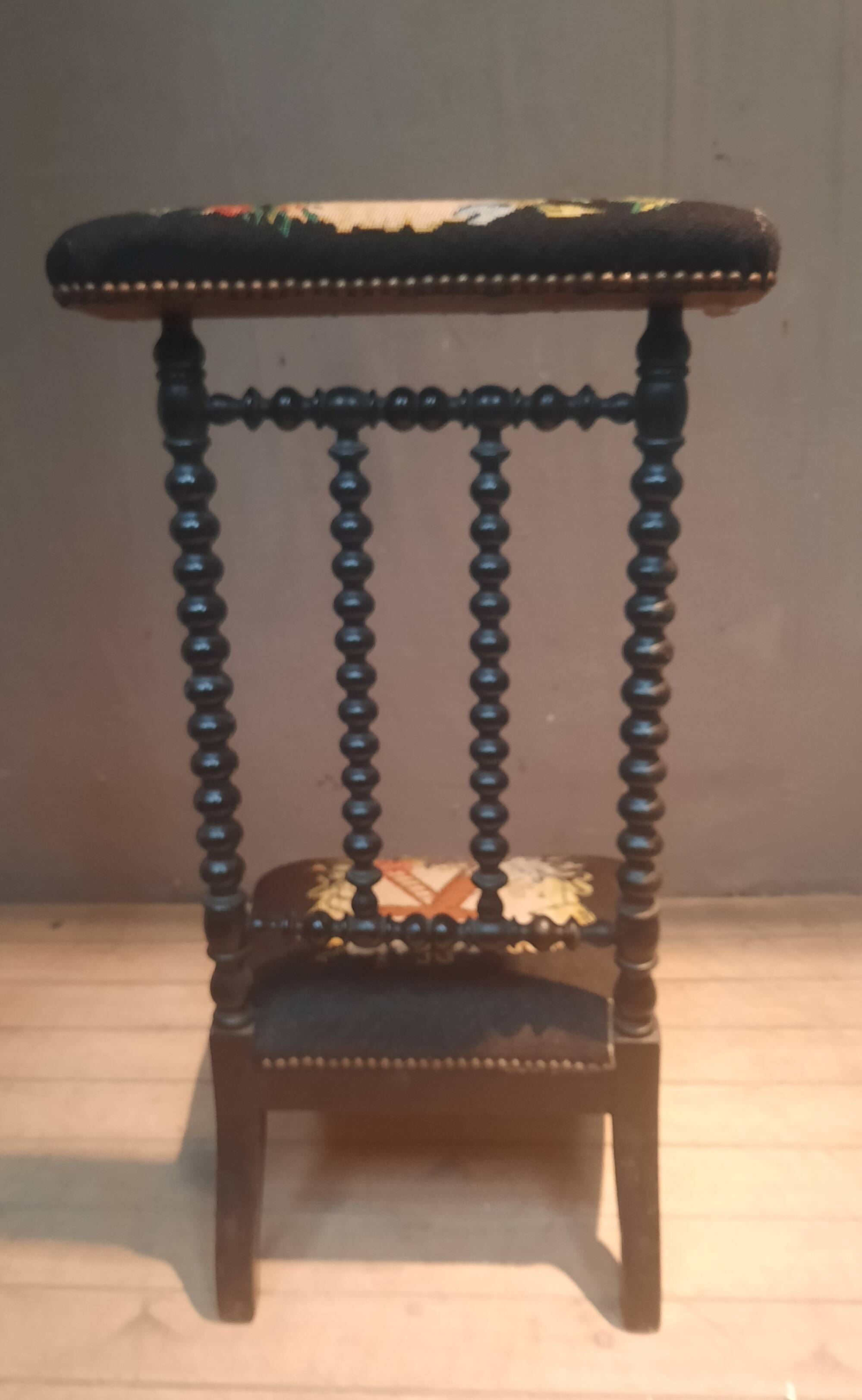Prie dieu Napoléon III en bois noirci