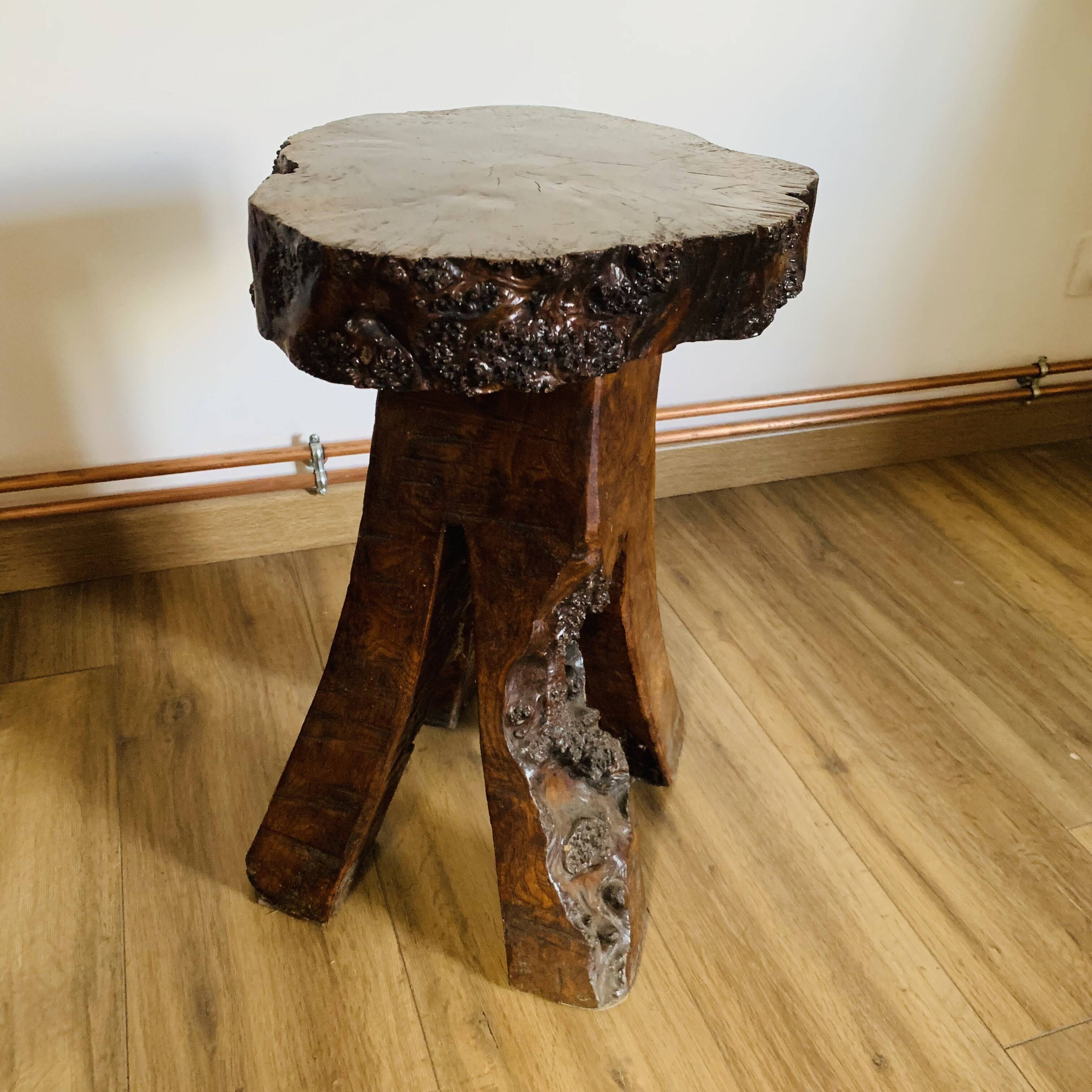 Desserte en bois massif