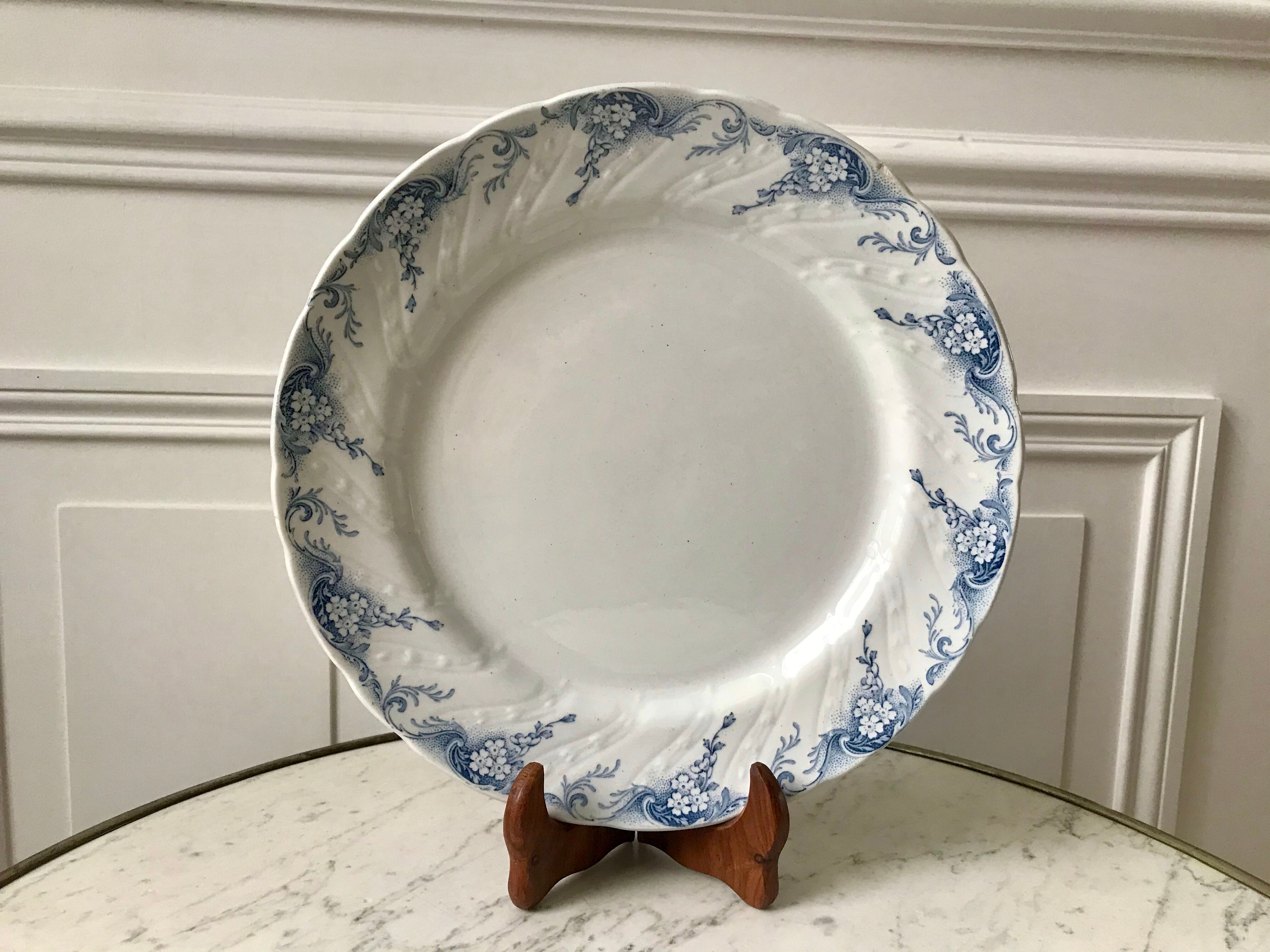 Round dish in Iron Earth K&G Lunéville model "Angèle" late 19th century