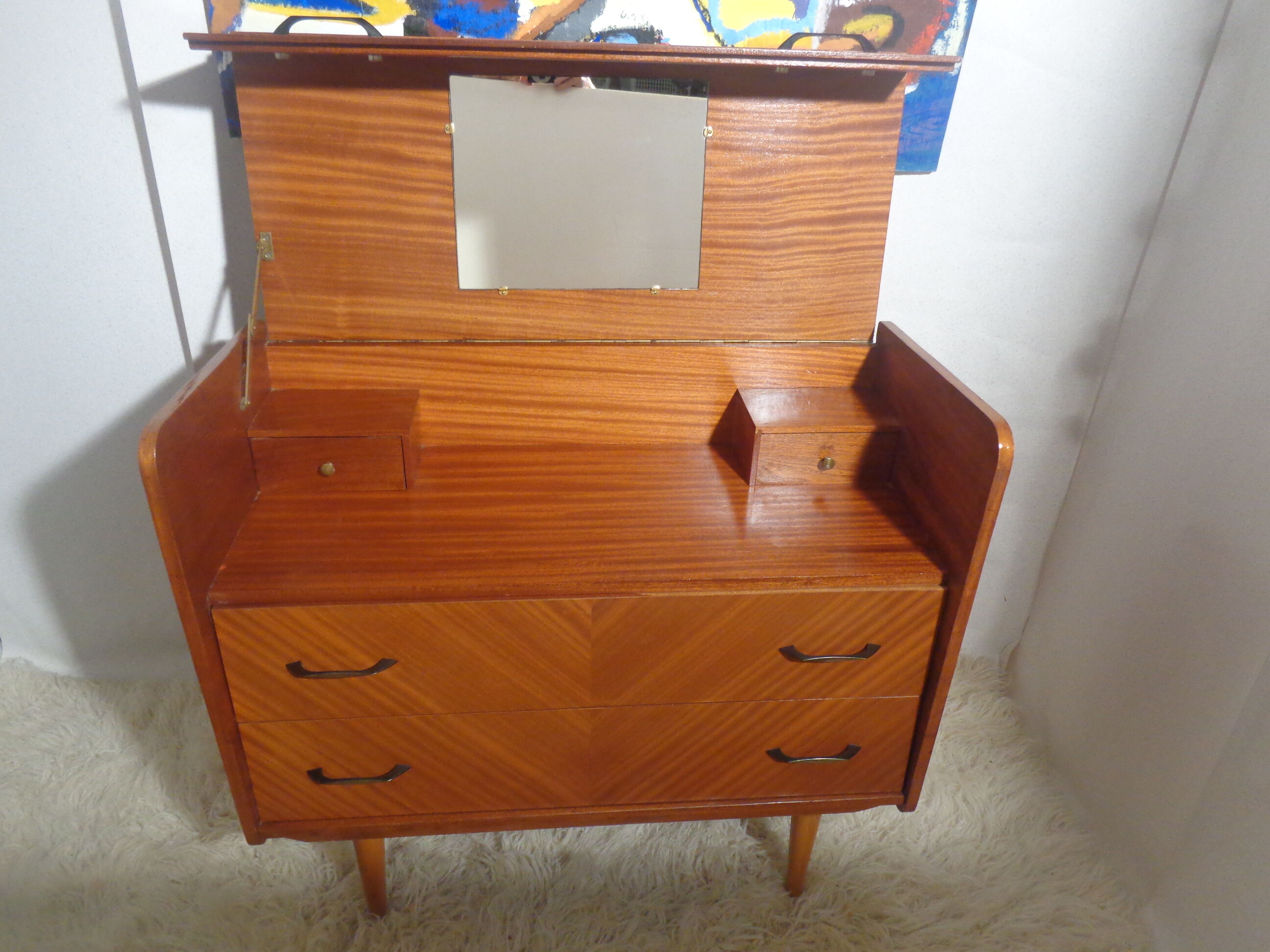 Vintage chest of drawers of the 60s
