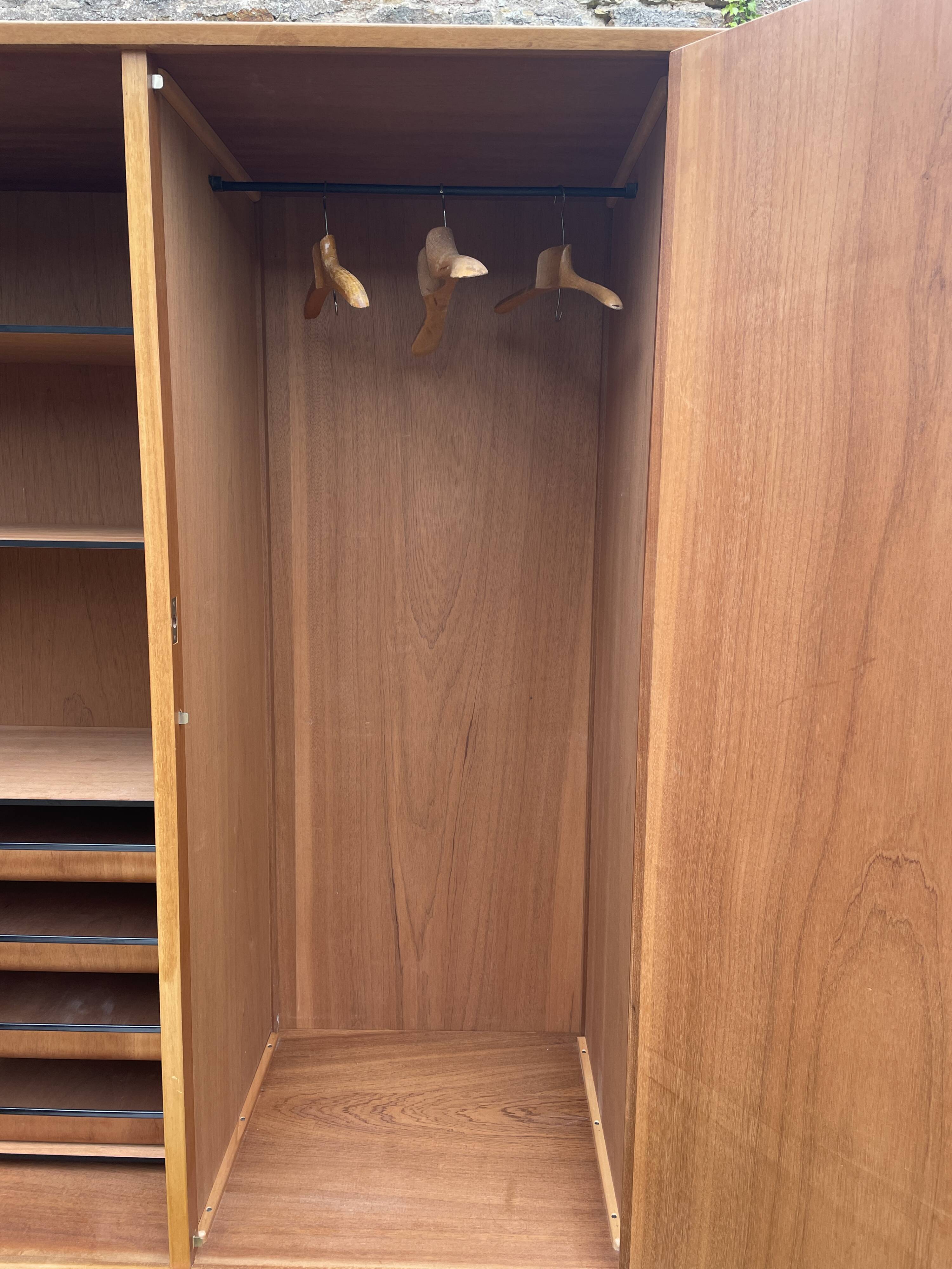 Wardrobe dressing room 1960