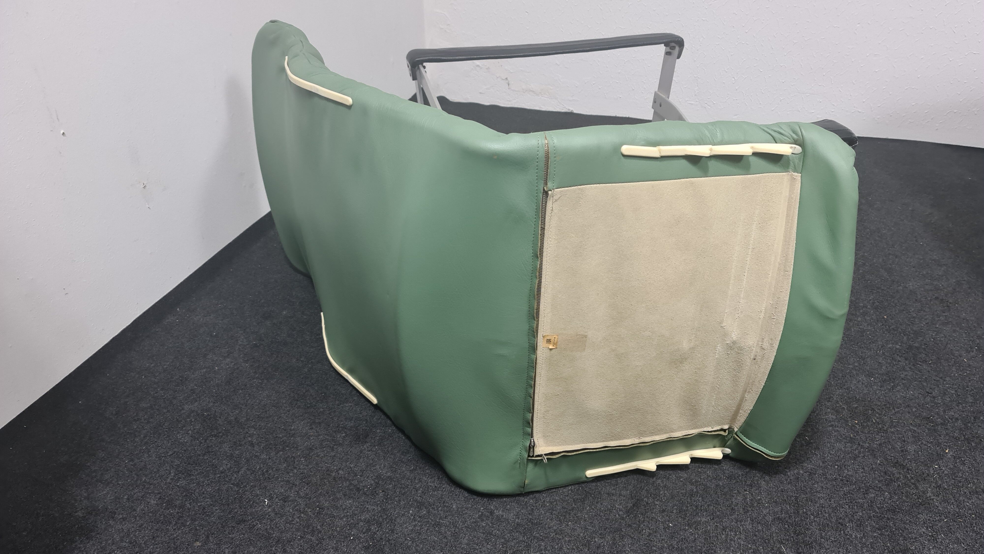 Paire de fauteuils pulkka vintage et ottoman par Ilmari Lappalainen pour Asko Finlande